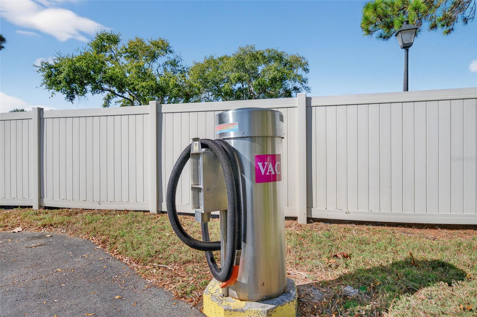 Image 31 of 40 For 4215 Bay Drive 1802f