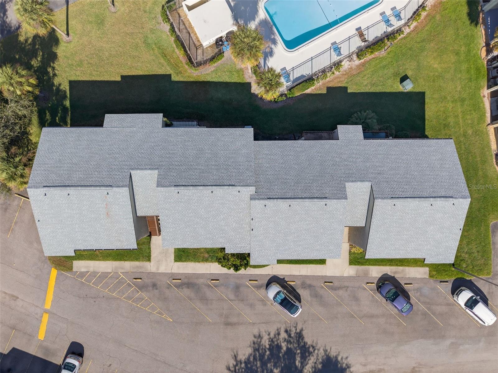 Image 37 of 40 For 4215 Bay Drive 1802f