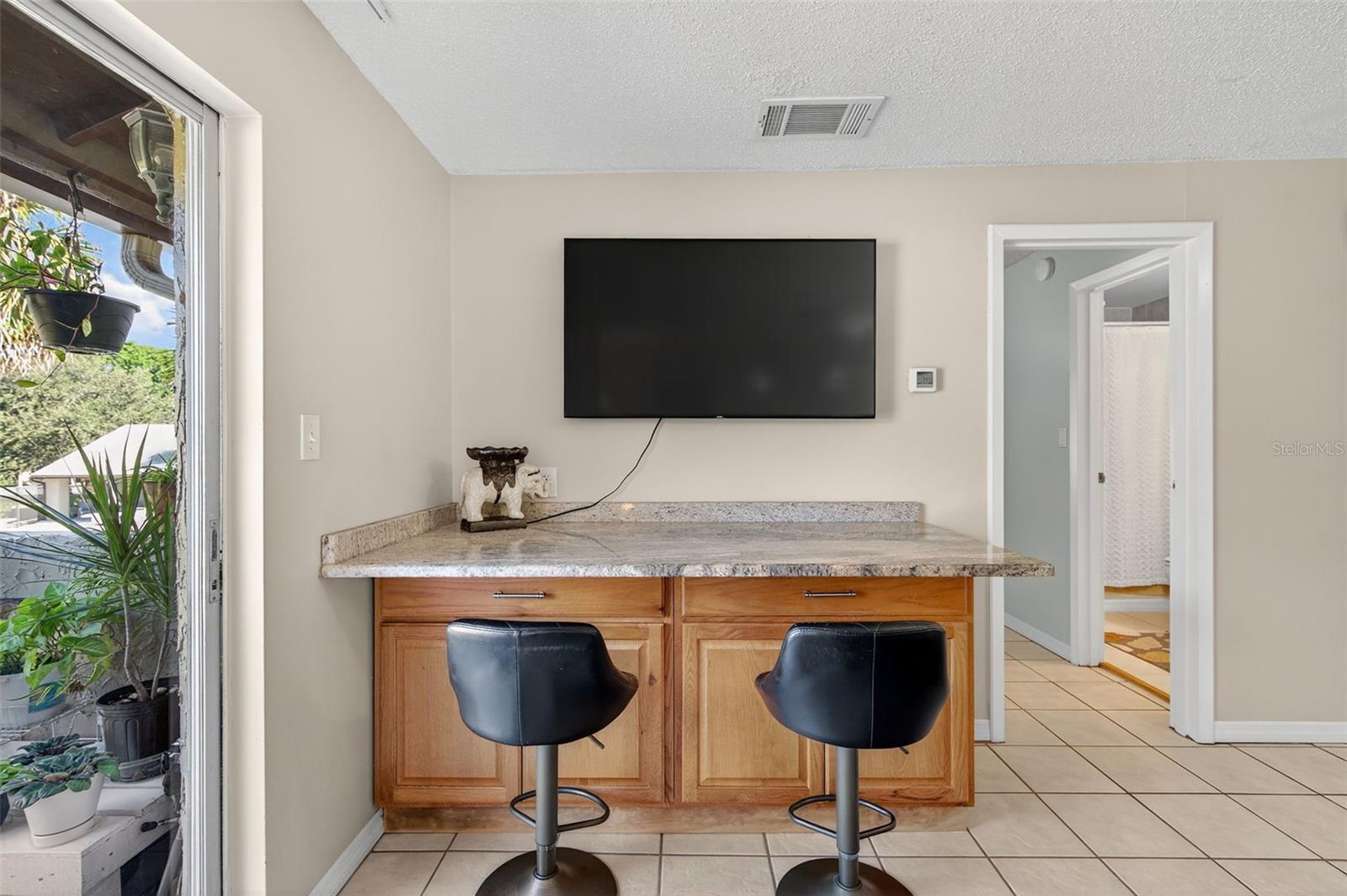 Image 6 of 40 For 4215 Bay Drive 1802f