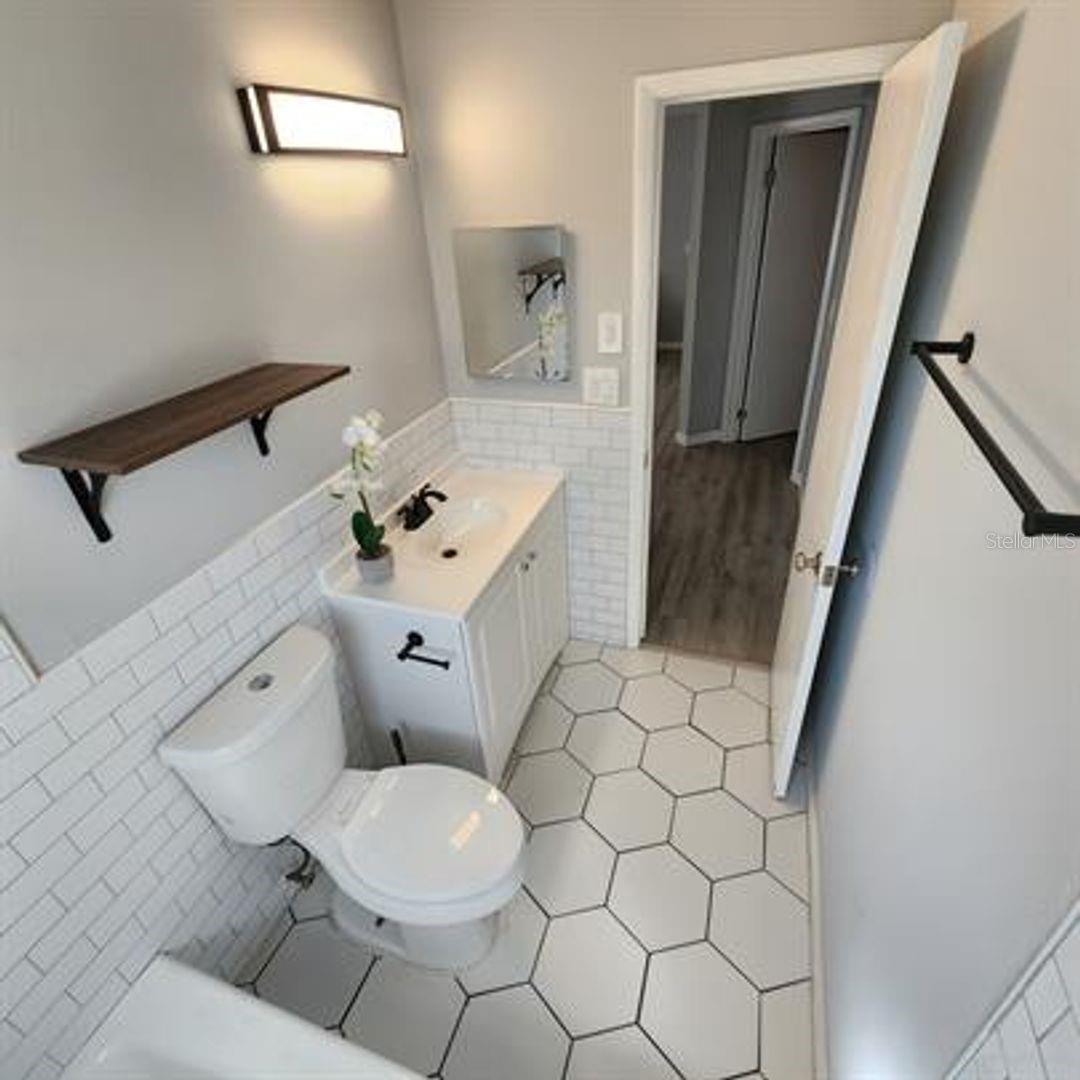 Image 12 of 13 For 5631 23rd Street W