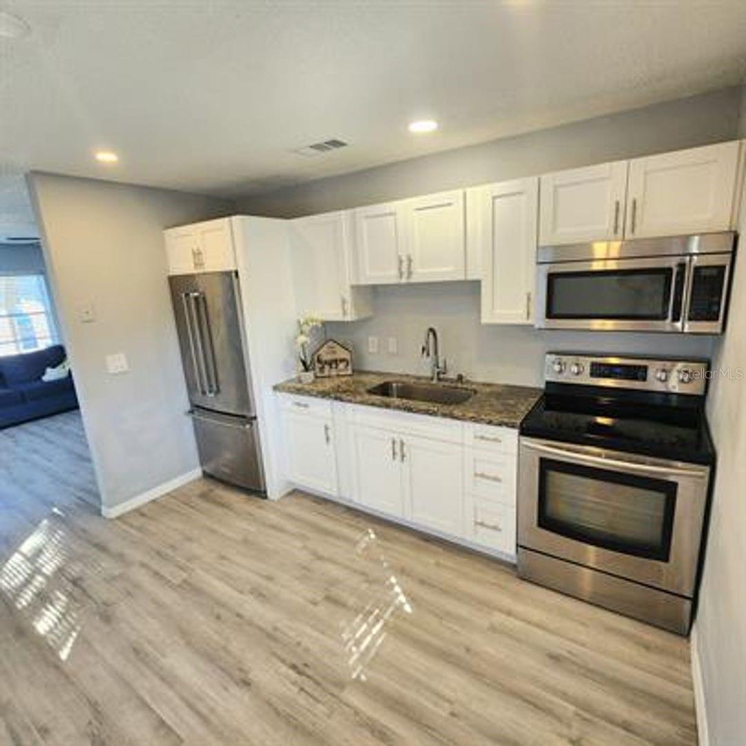 Image 8 of 13 For 5631 23rd Street W