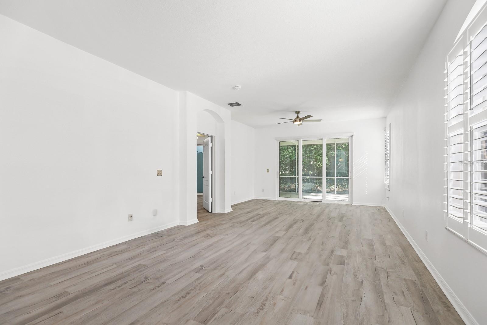 Image 5 of 34 For 5926 Phoebenest Drive