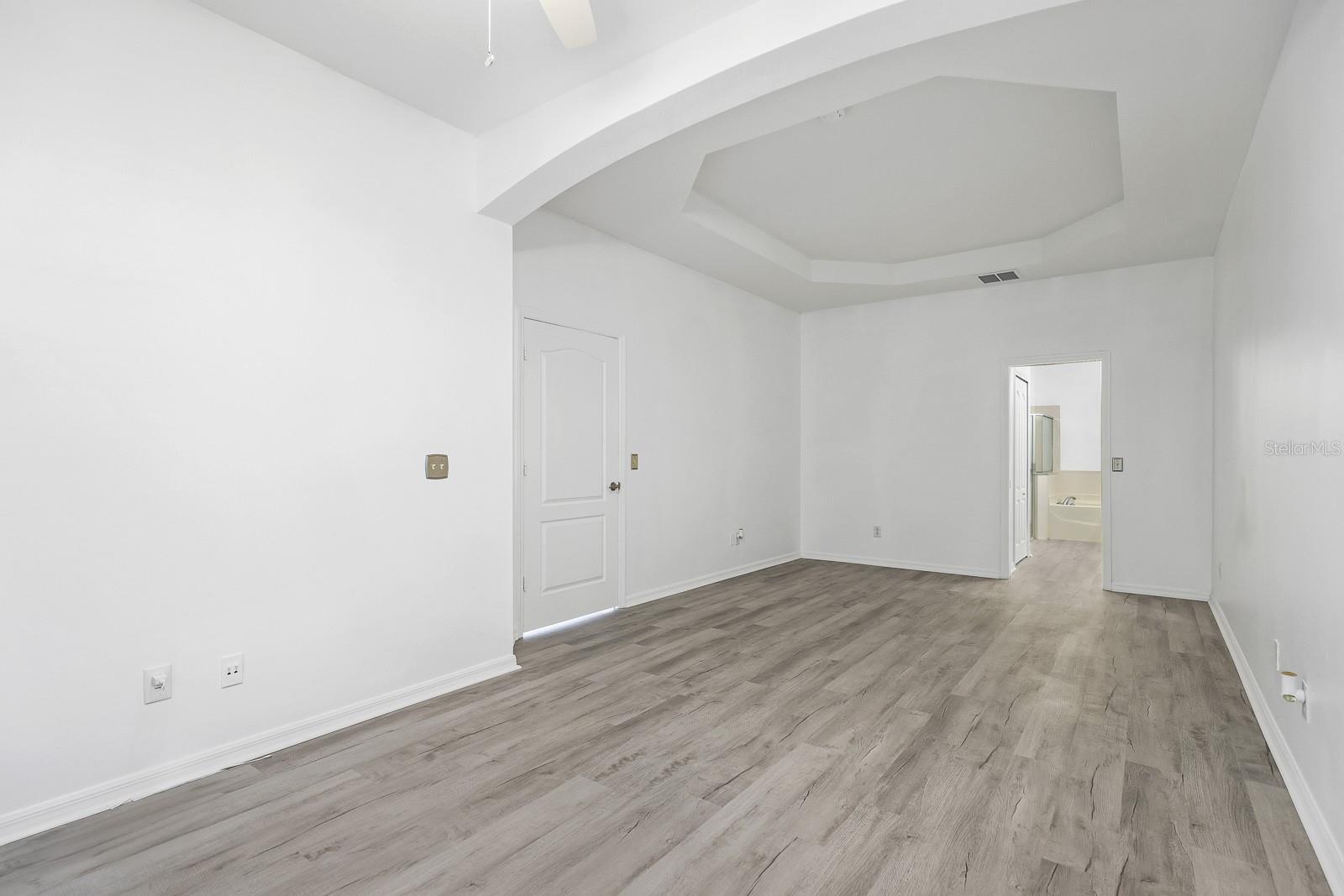 Image 8 of 34 For 5926 Phoebenest Drive