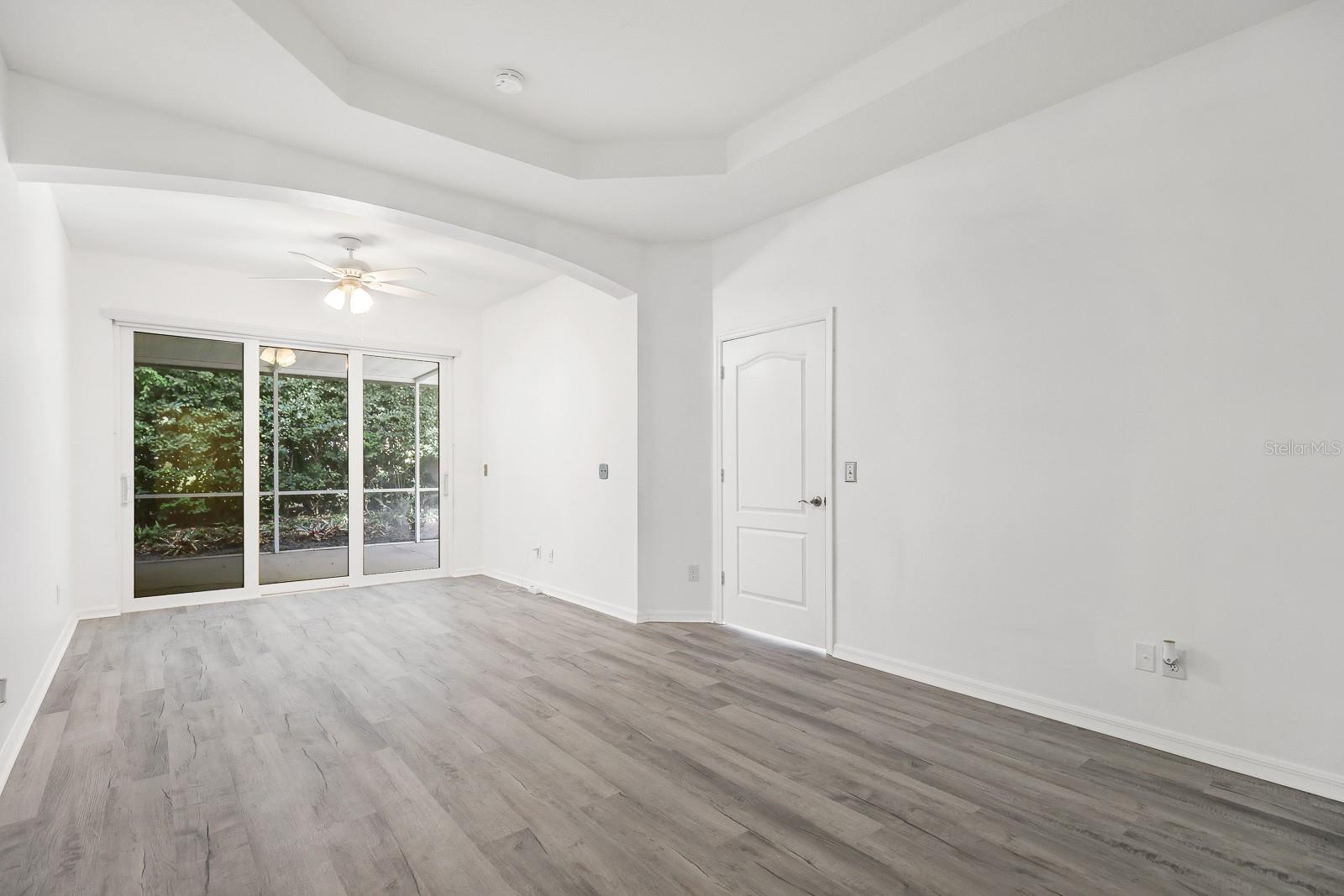 Image 9 of 34 For 5926 Phoebenest Drive