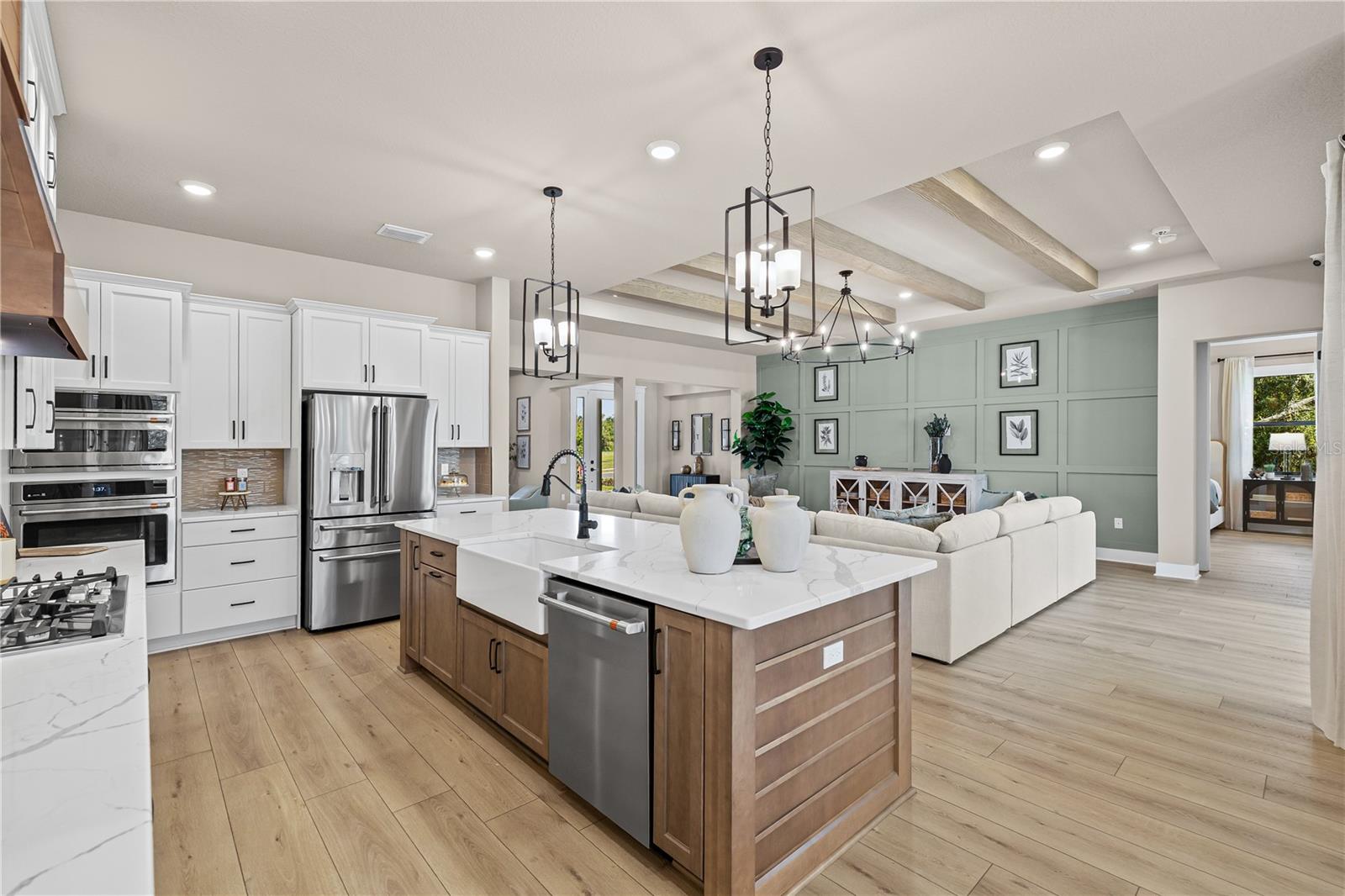 Image 10 of 83 For 728 Estates Boulevard