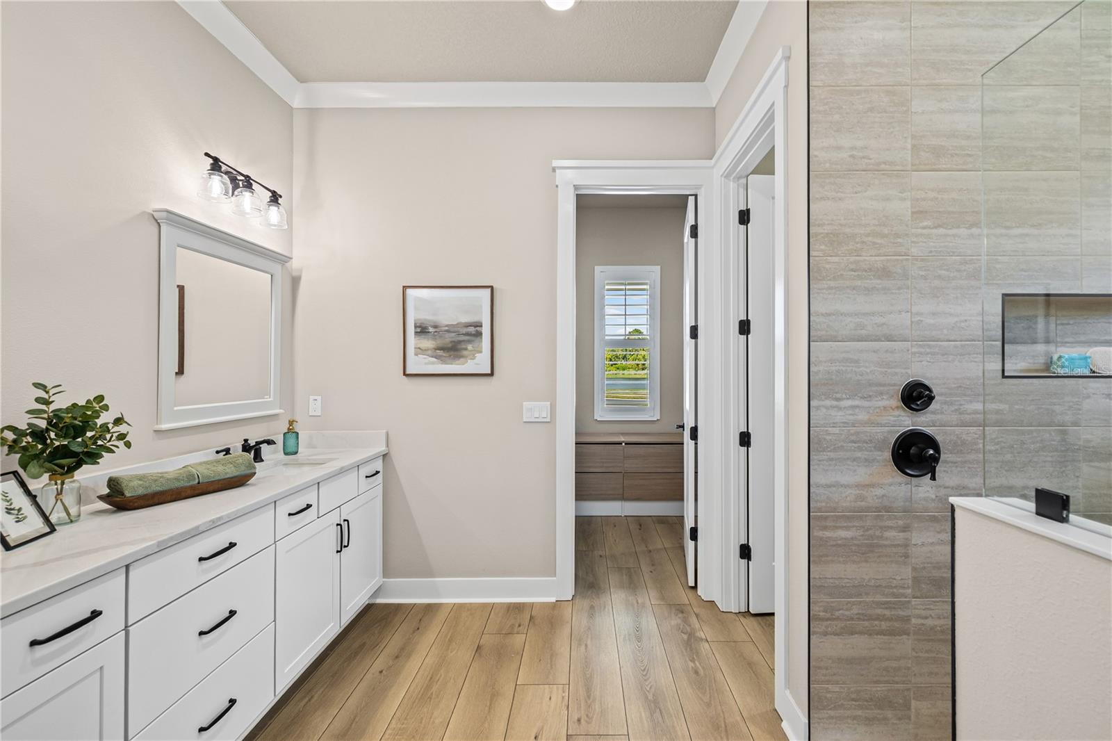 Image 44 of 83 For 728 Estates Boulevard