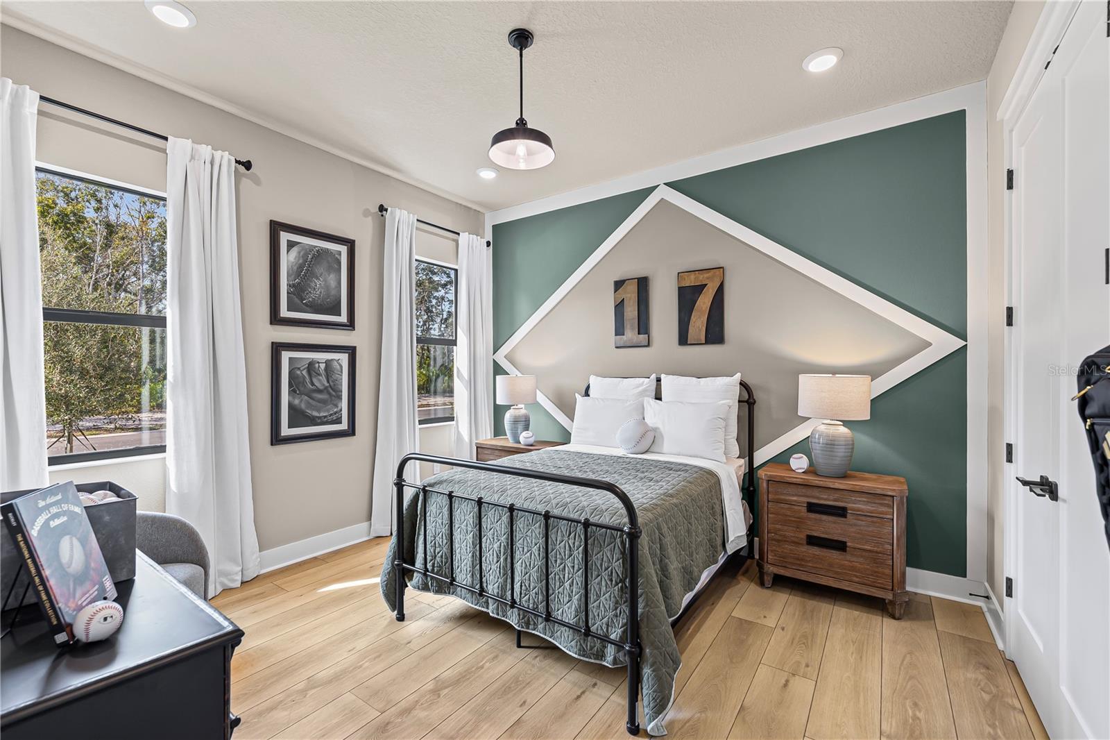 Image 50 of 83 For 728 Estates Boulevard