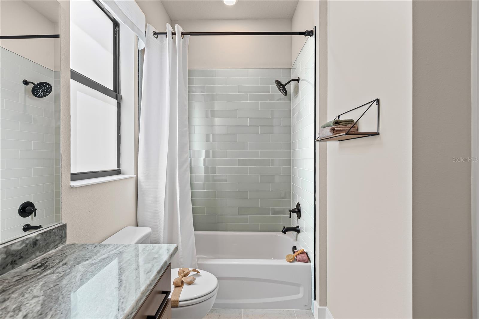 Image 52 of 83 For 728 Estates Boulevard