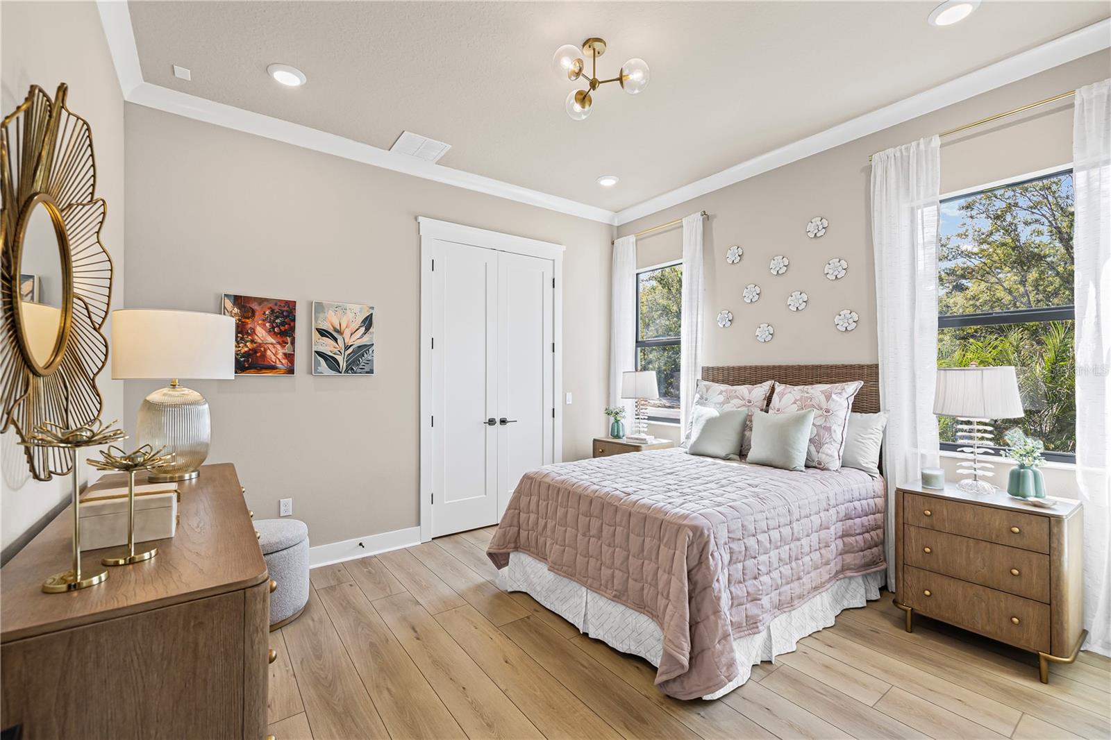 Image 54 of 83 For 728 Estates Boulevard