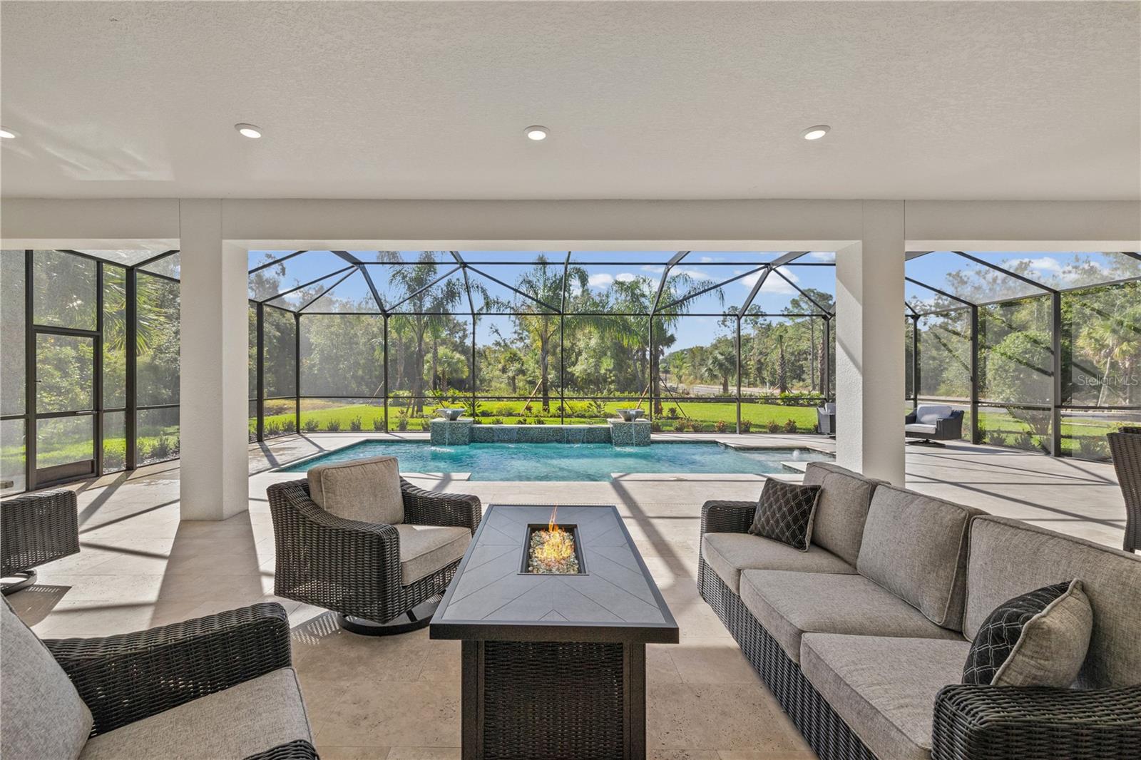 Image 60 of 83 For 728 Estates Boulevard