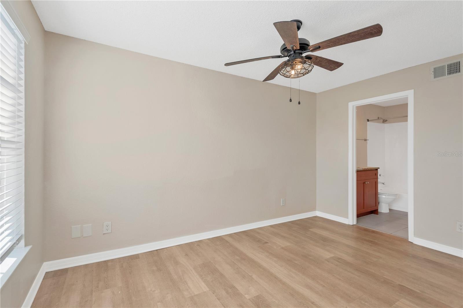 Image 10 of 23 For 10200 Gandy Boulevard 1103