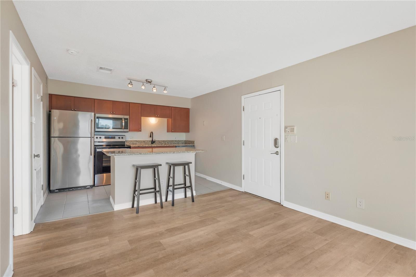 Image 6 of 23 For 10200 Gandy Boulevard 1103