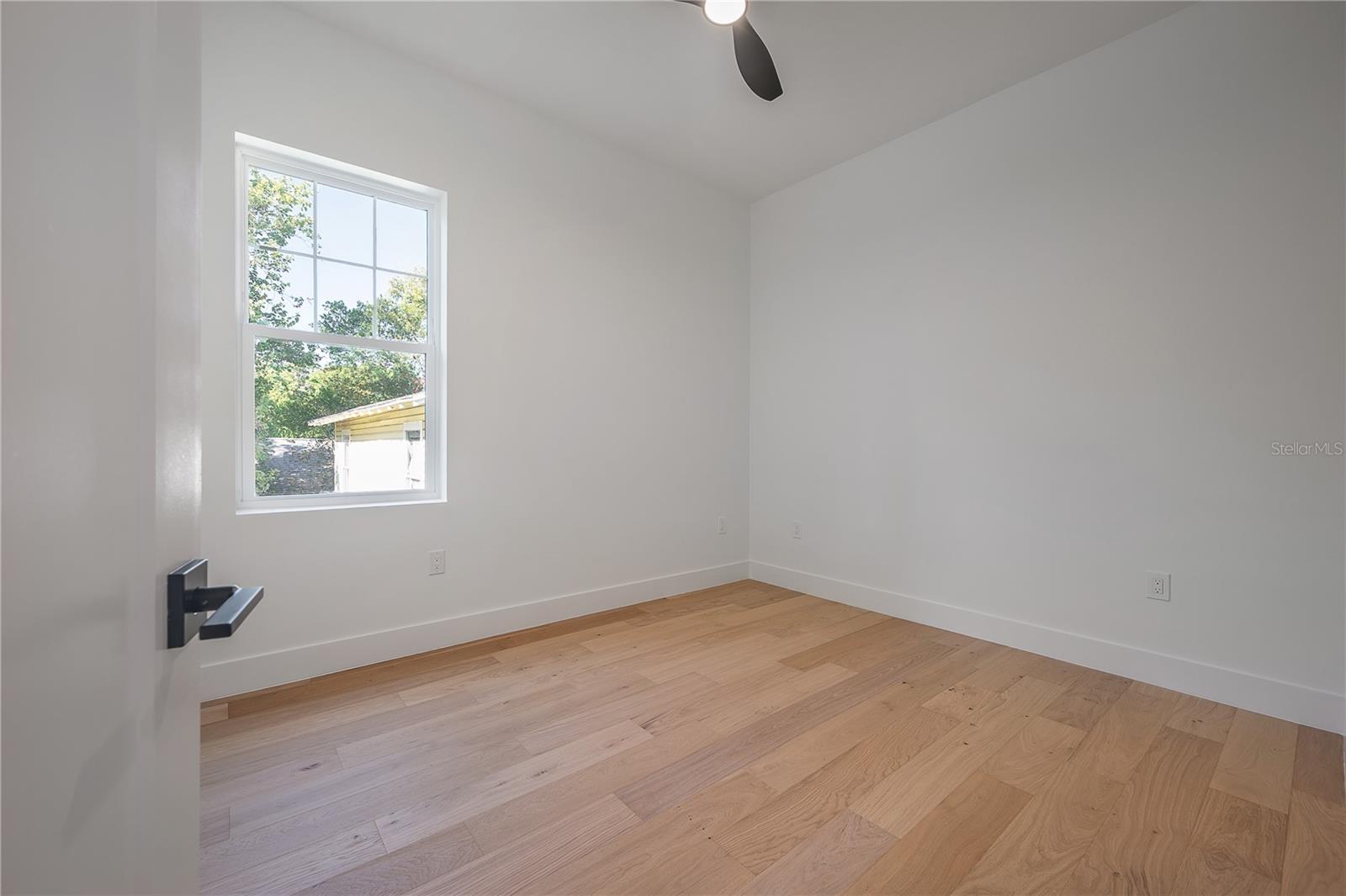 Image 40 of 48 For 1405 Louisiana Avenue 1