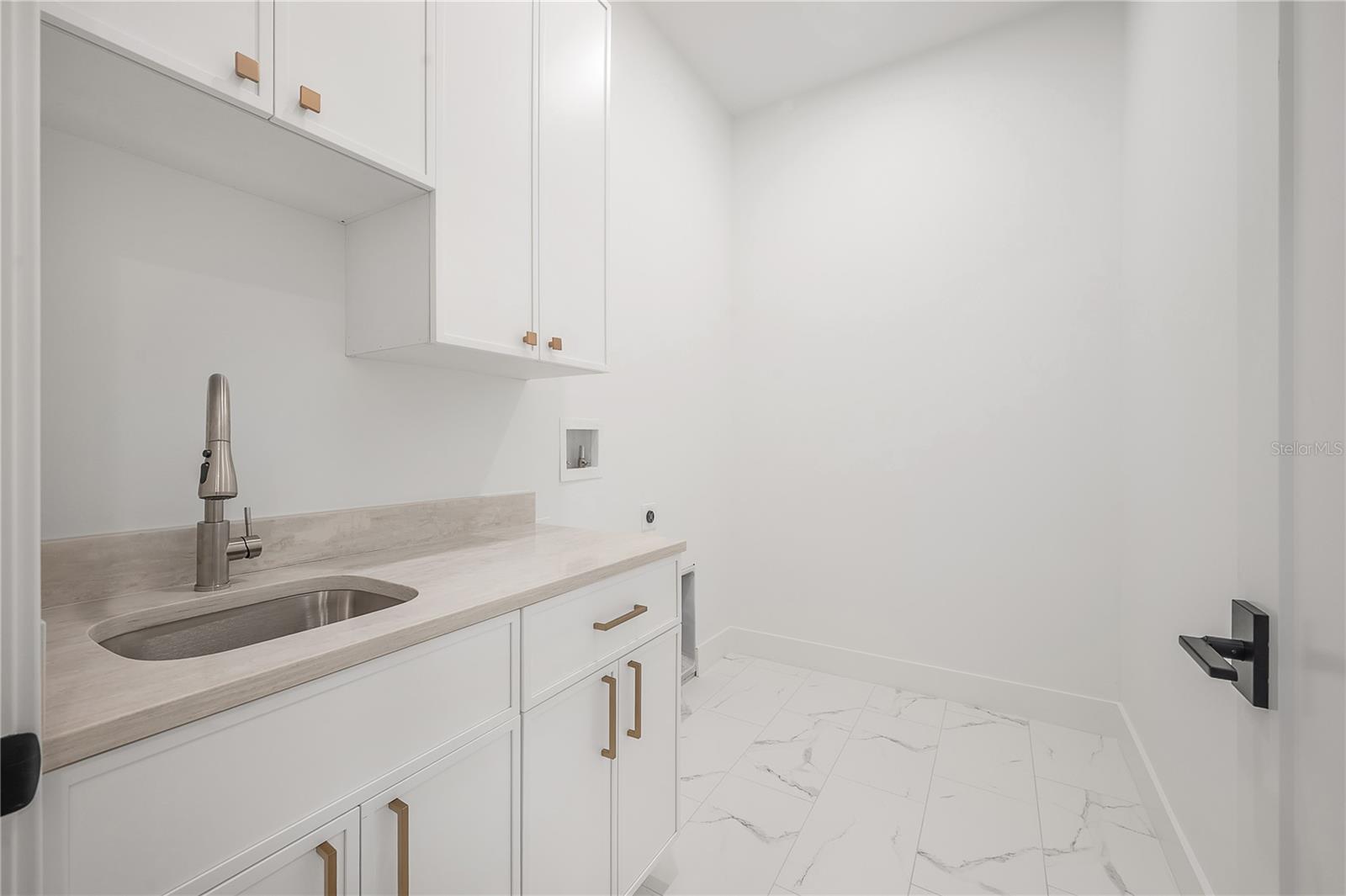 Image 42 of 48 For 1405 Louisiana Avenue 1