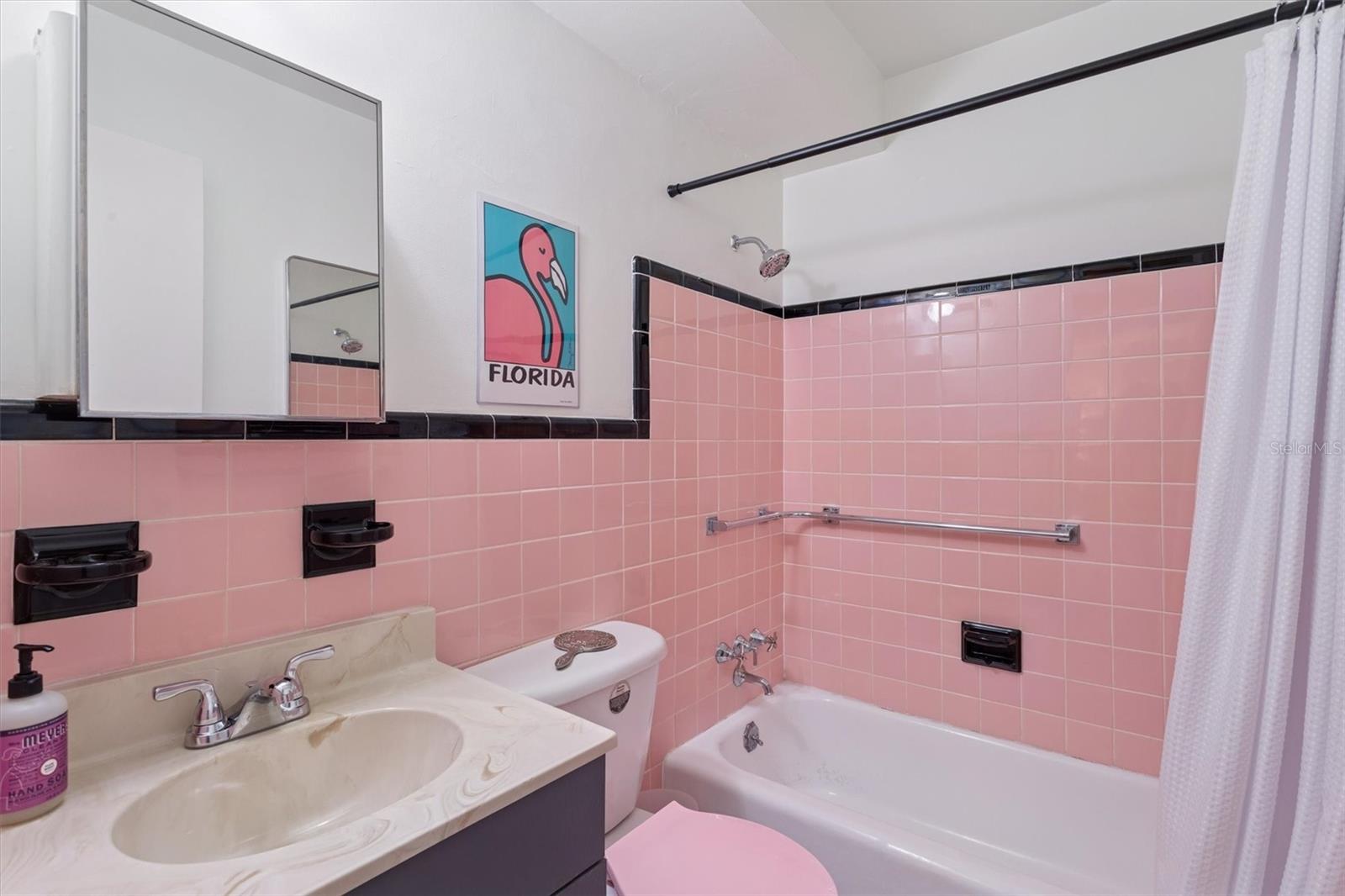 Image 14 of 26 For 841 4th Avenue N 32