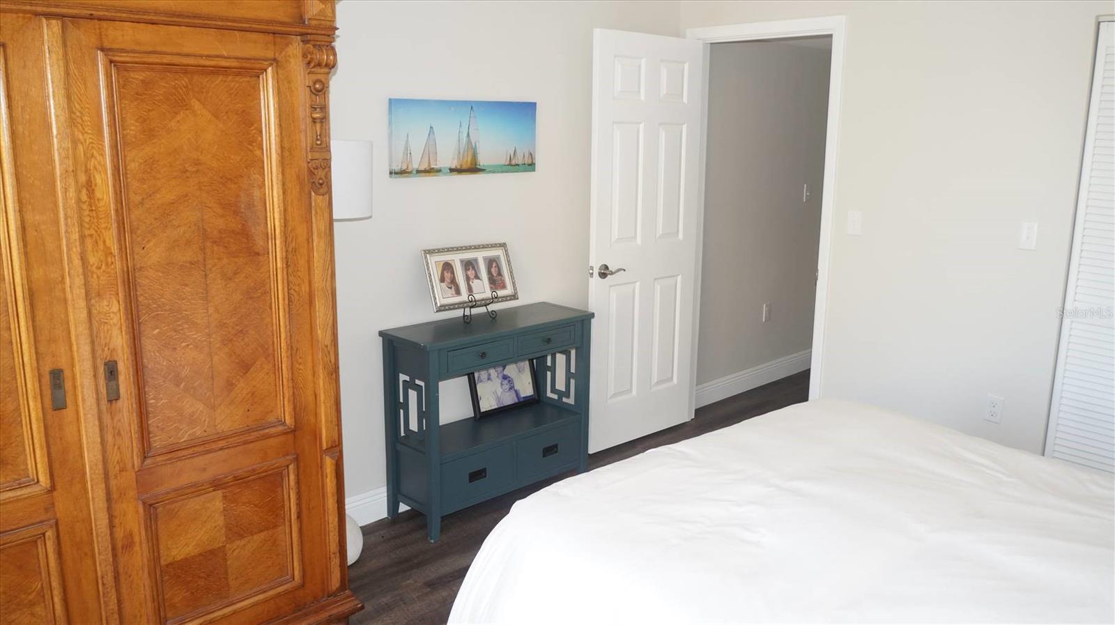 Image 18 of 25 For 7530 Sunshine Skyway Lane S 115