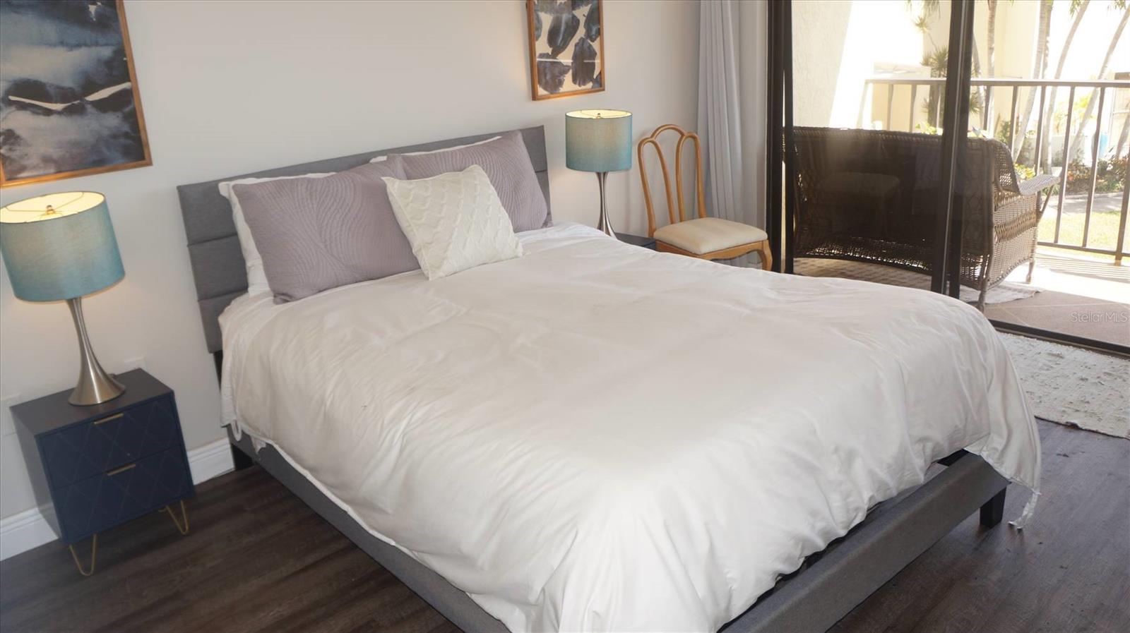 Image 20 of 25 For 7530 Sunshine Skyway Lane S 115