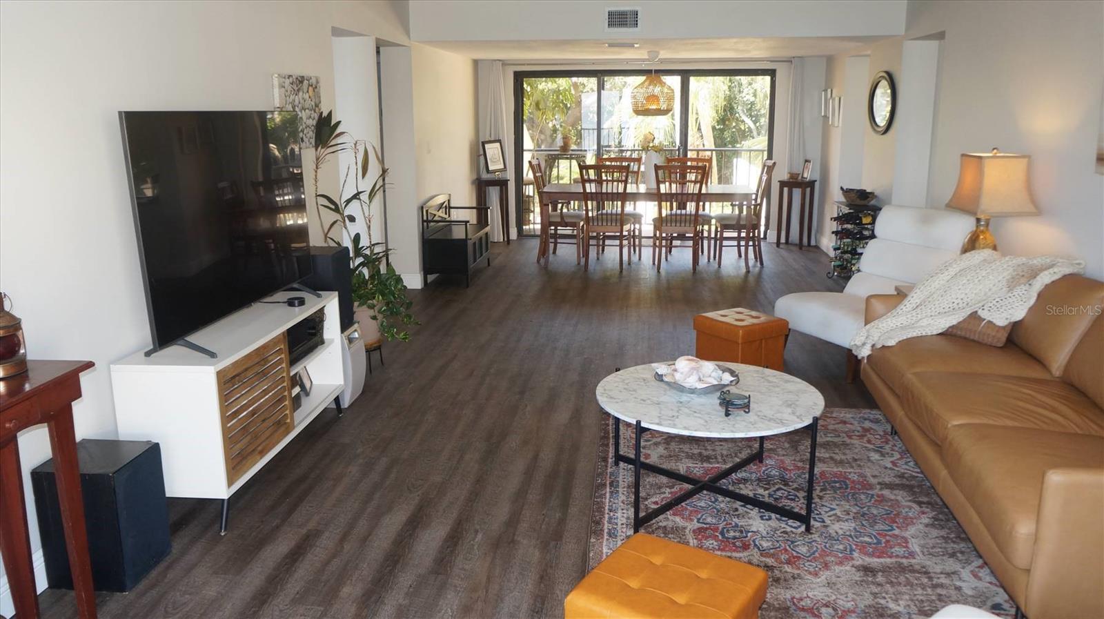 Image 3 of 25 For 7530 Sunshine Skyway Lane S 115