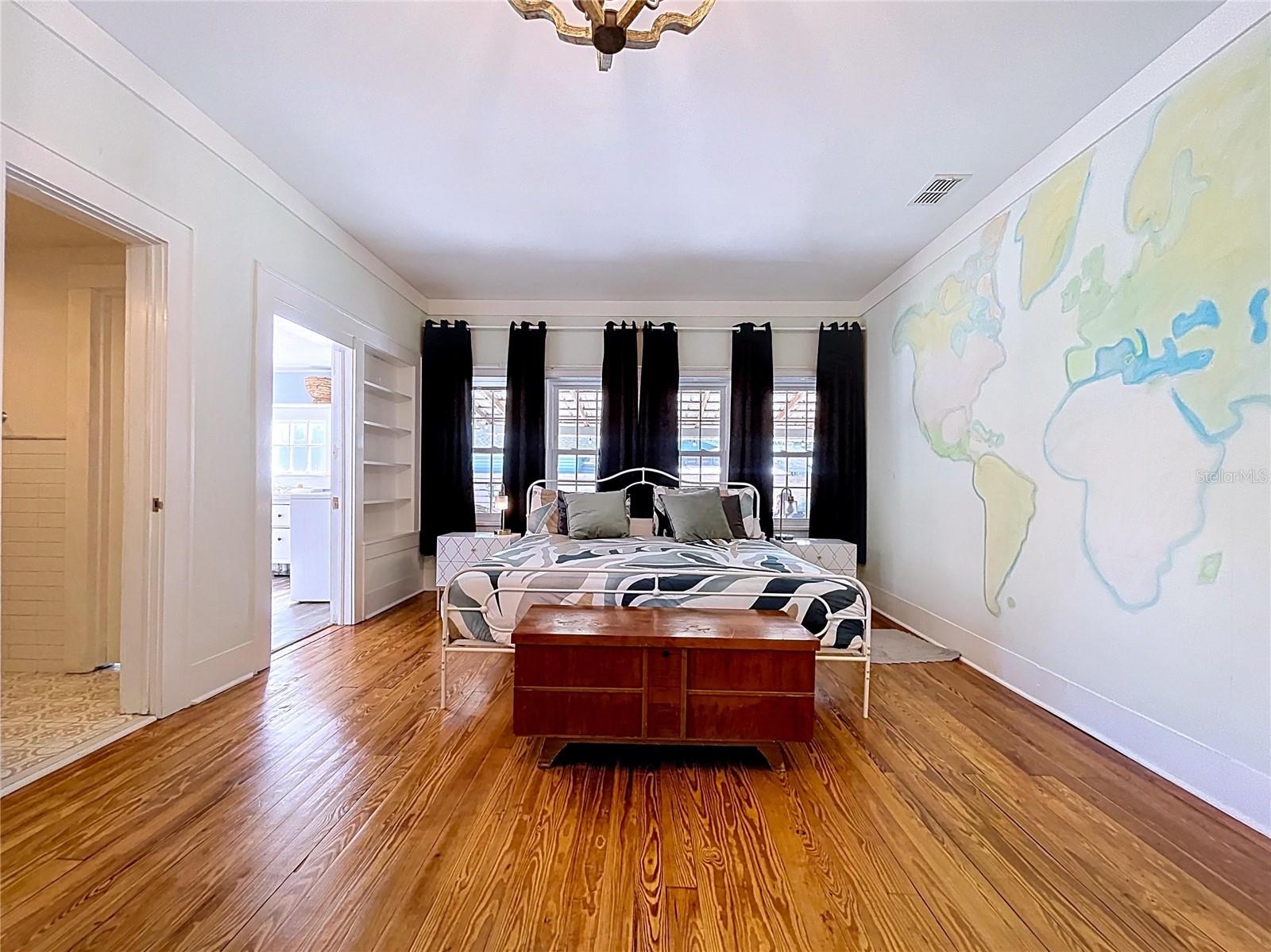 Image 19 of 38 For 901 Baker Street