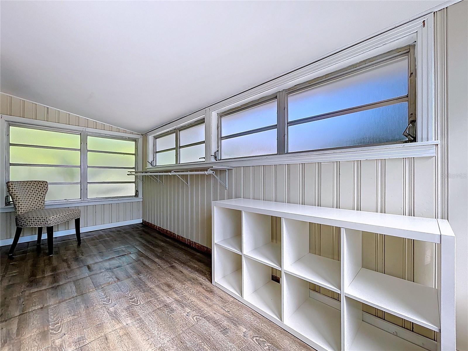 Image 23 of 38 For 901 Baker Street