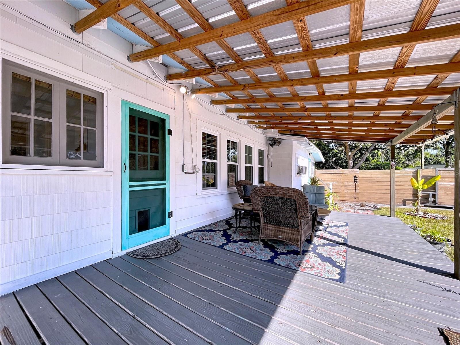 Image 30 of 38 For 901 Baker Street