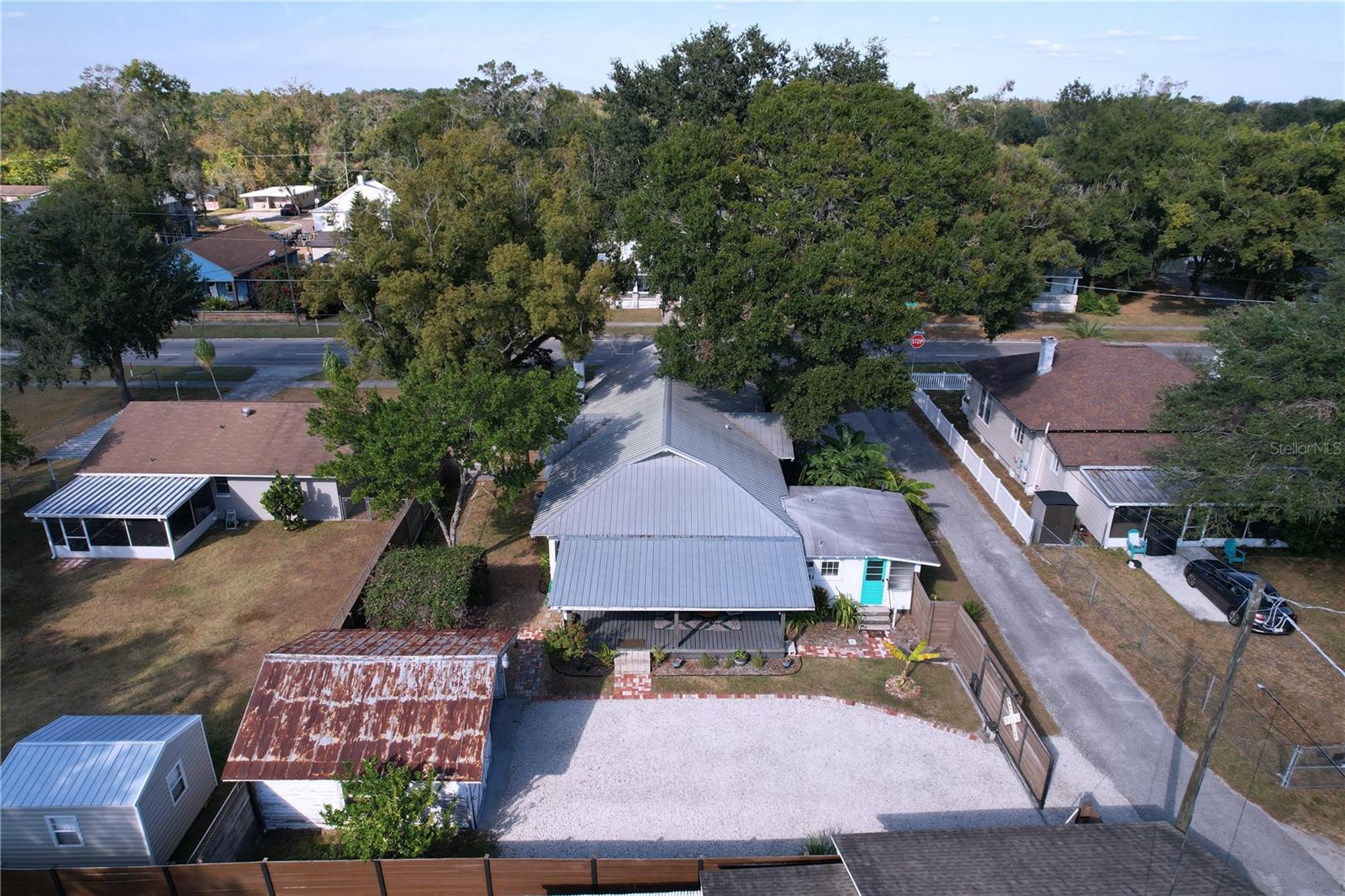 Image 35 of 38 For 901 Baker Street