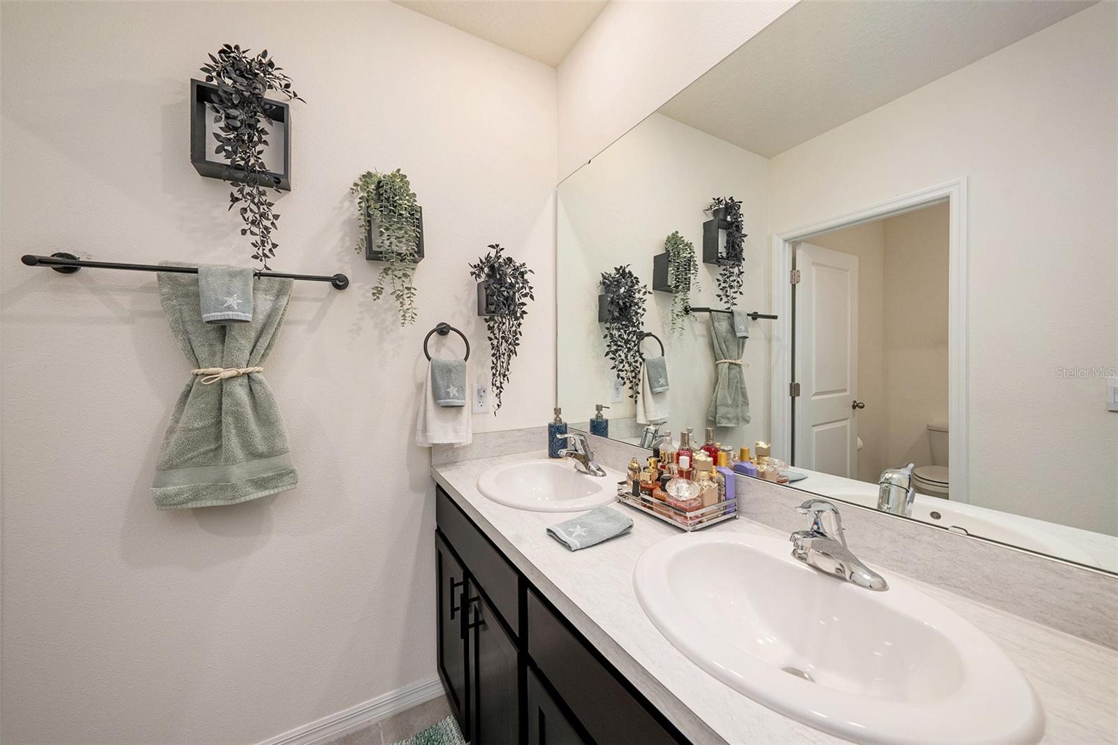 Image 32 of 48 For 33548 Elm Hill Branch