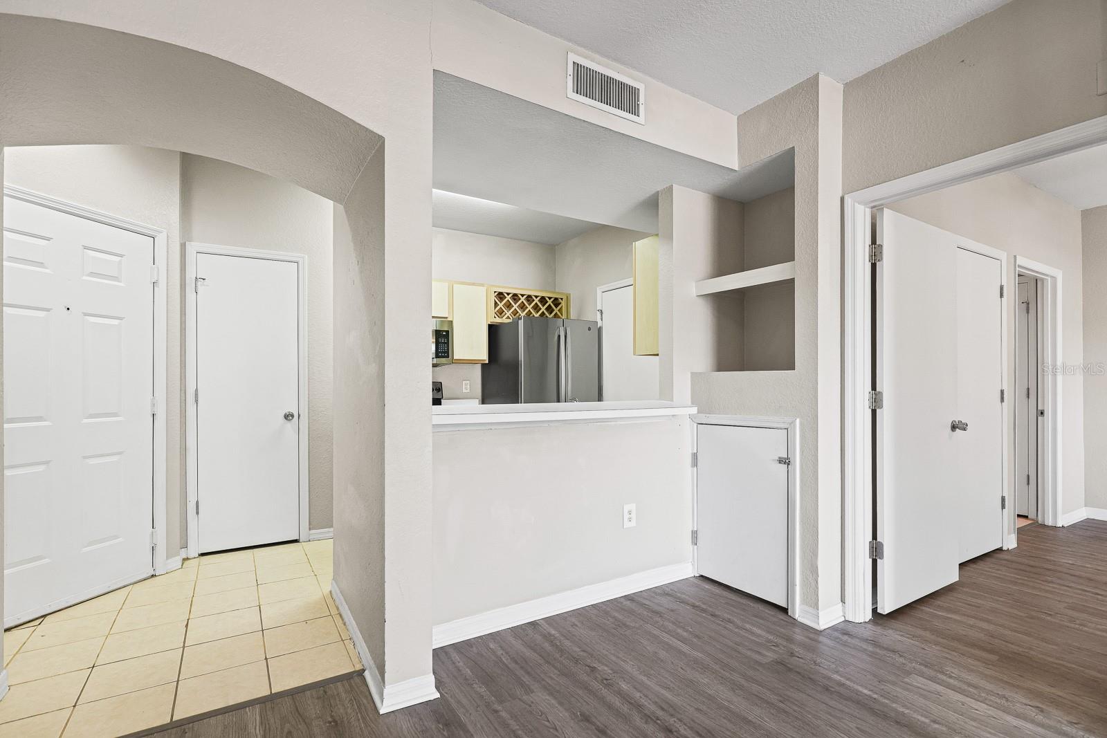 Image 14 of 20 For 8513 Lucuya Way 209