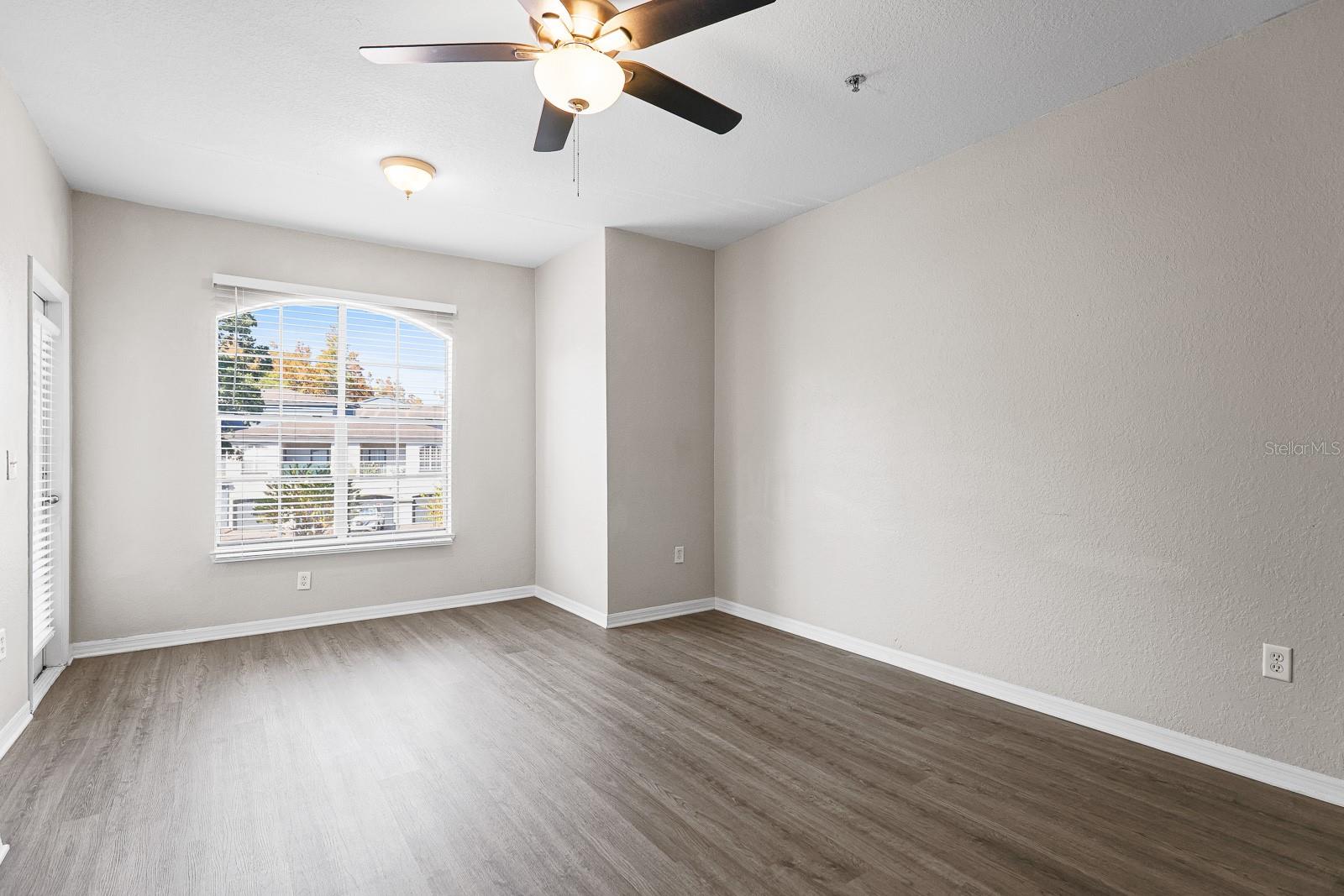 Image 7 of 20 For 8513 Lucuya Way 209