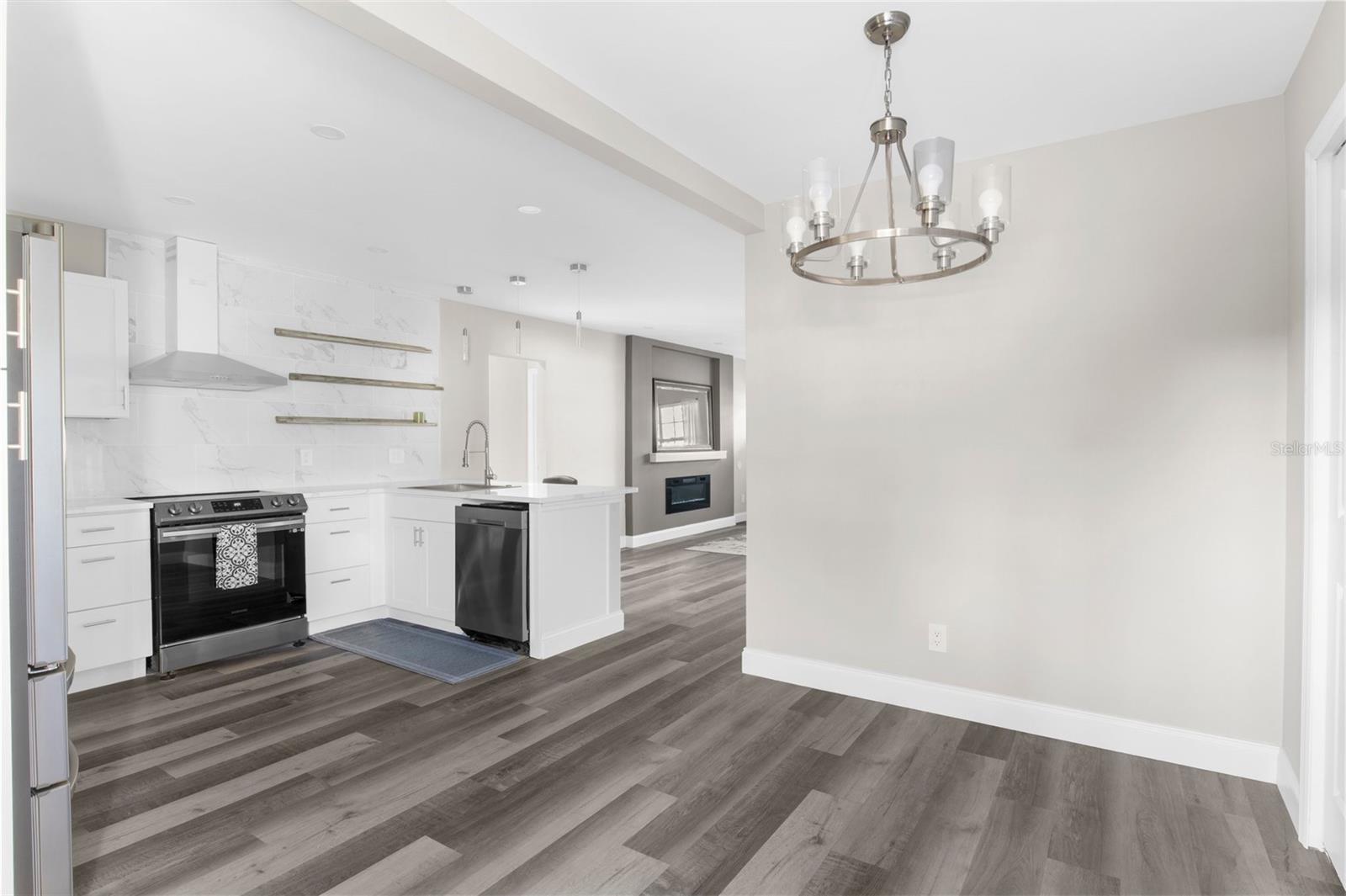 Image 15 of 42 For 5318 9th Avenue N