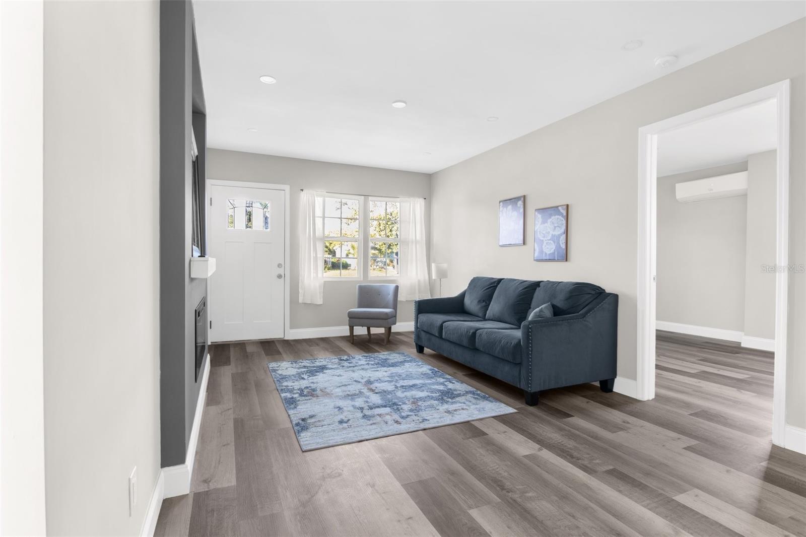 Image 6 of 42 For 5318 9th Avenue N