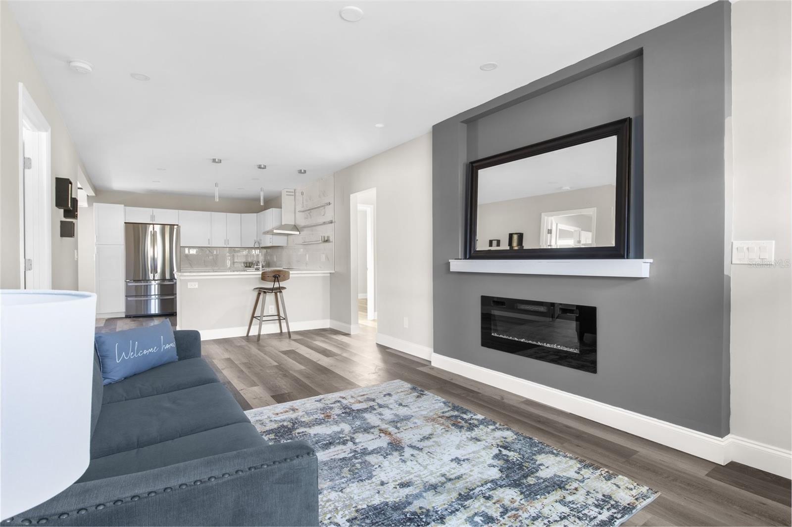 Image 9 of 42 For 5318 9th Avenue N