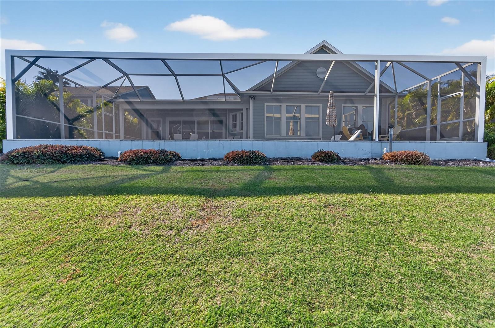 Listing photo id 8 for 5245 Brighton Shore Drive