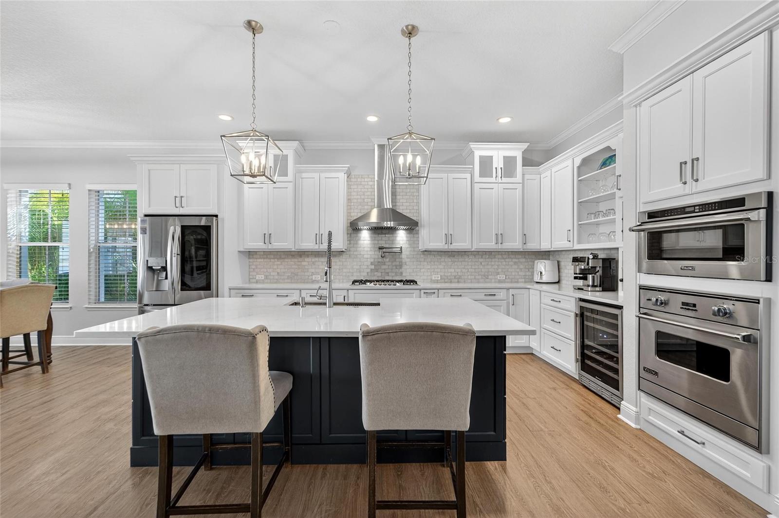 Listing photo id 20 for 5245 Brighton Shore Drive