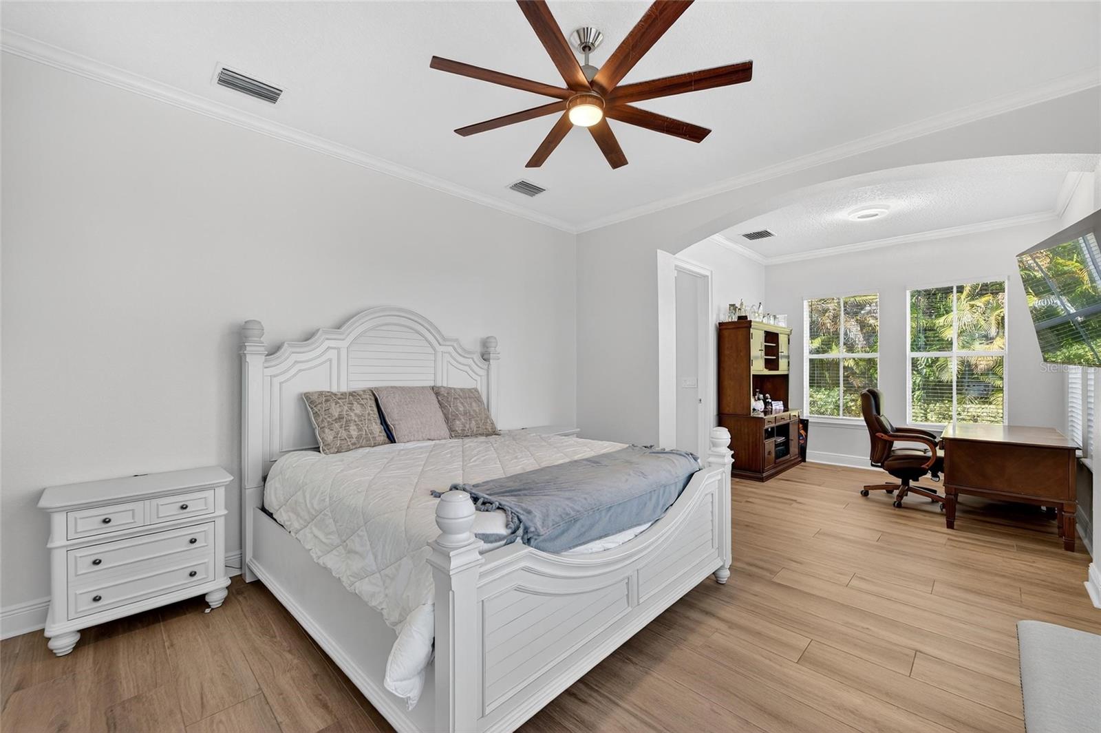 Listing photo id 44 for 5245 Brighton Shore Drive