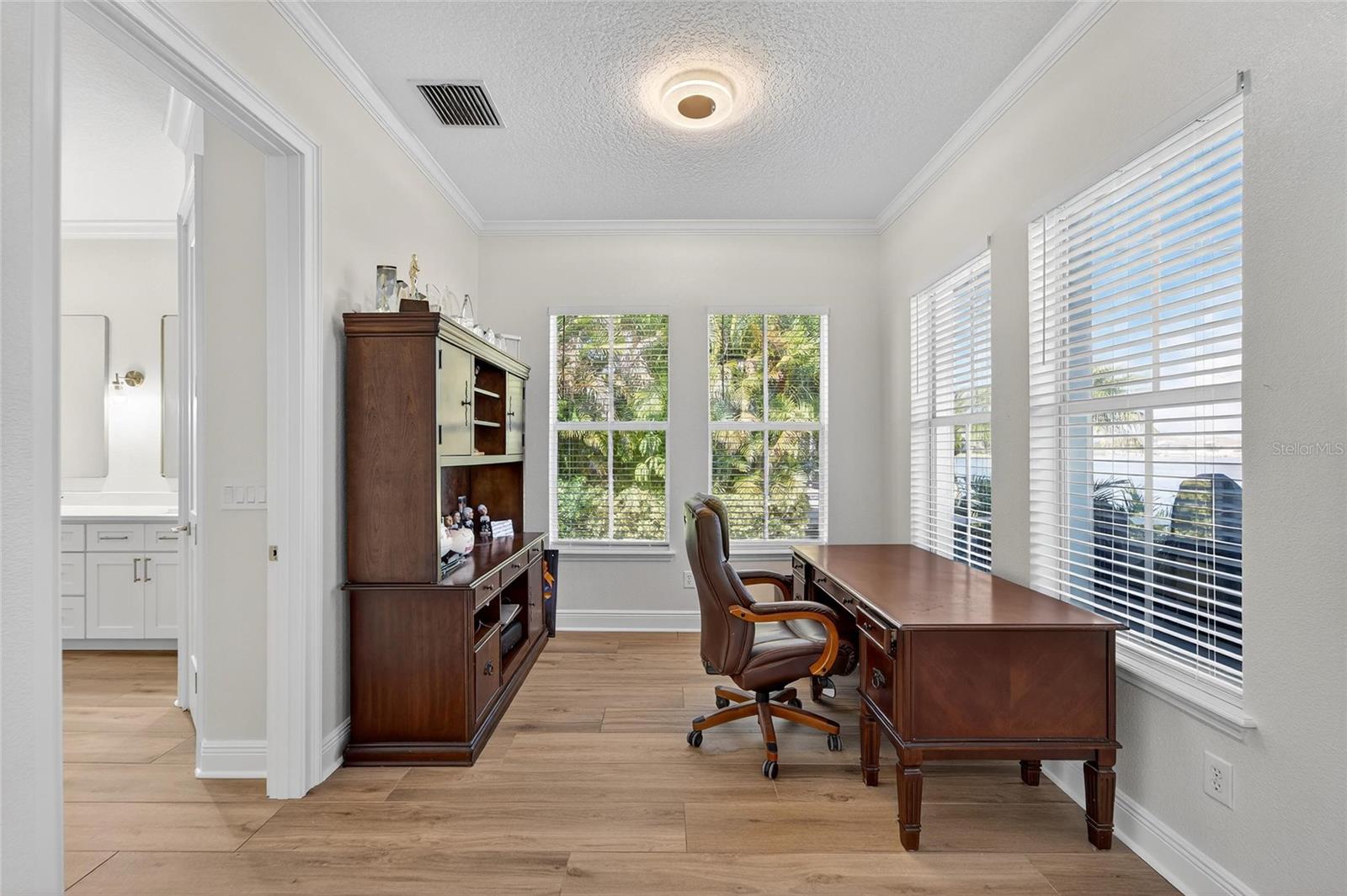 Listing photo id 46 for 5245 Brighton Shore Drive