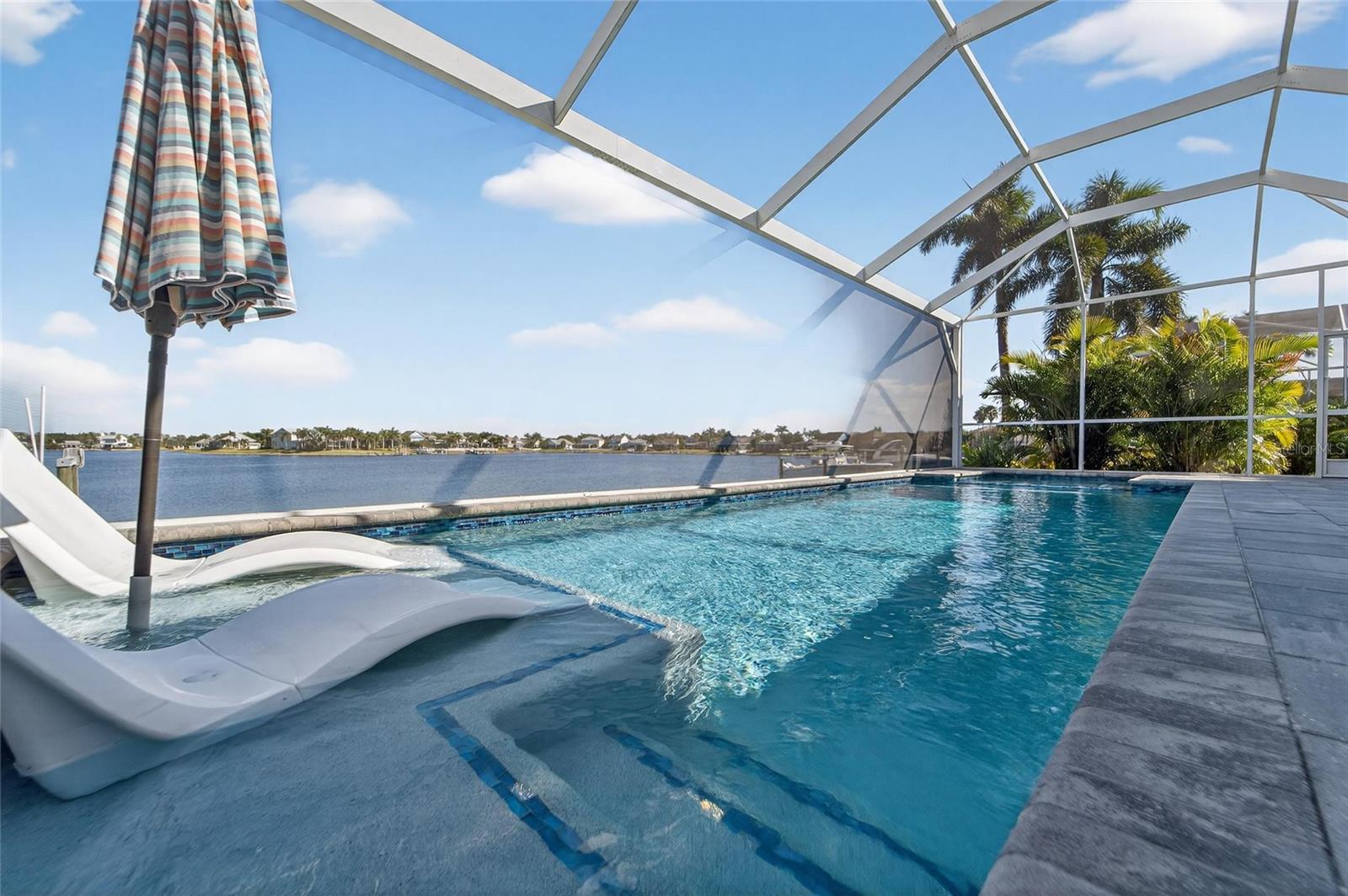 Listing photo id 4 for 5245 Brighton Shore Drive