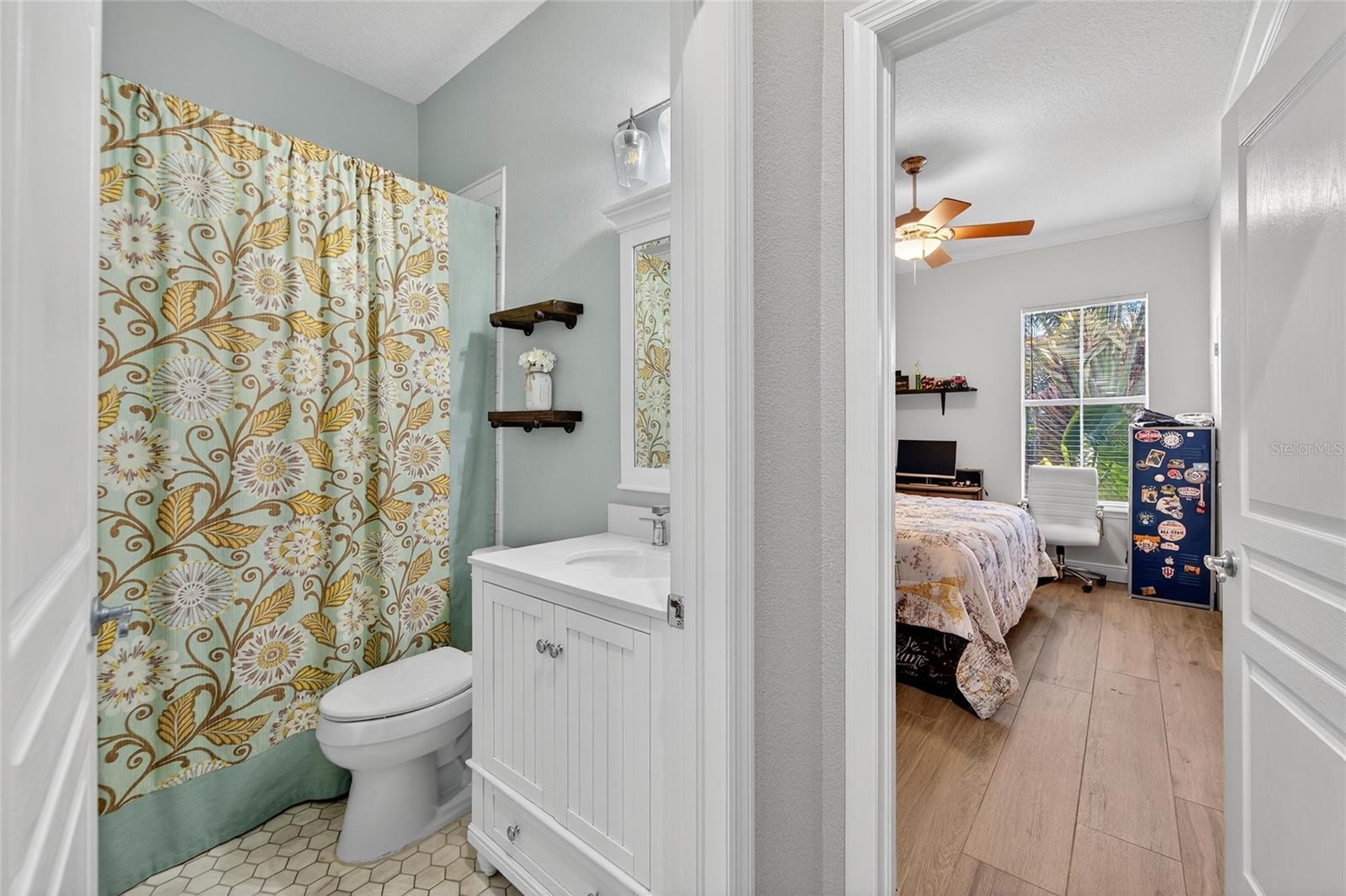 Listing photo id 62 for 5245 Brighton Shore Drive