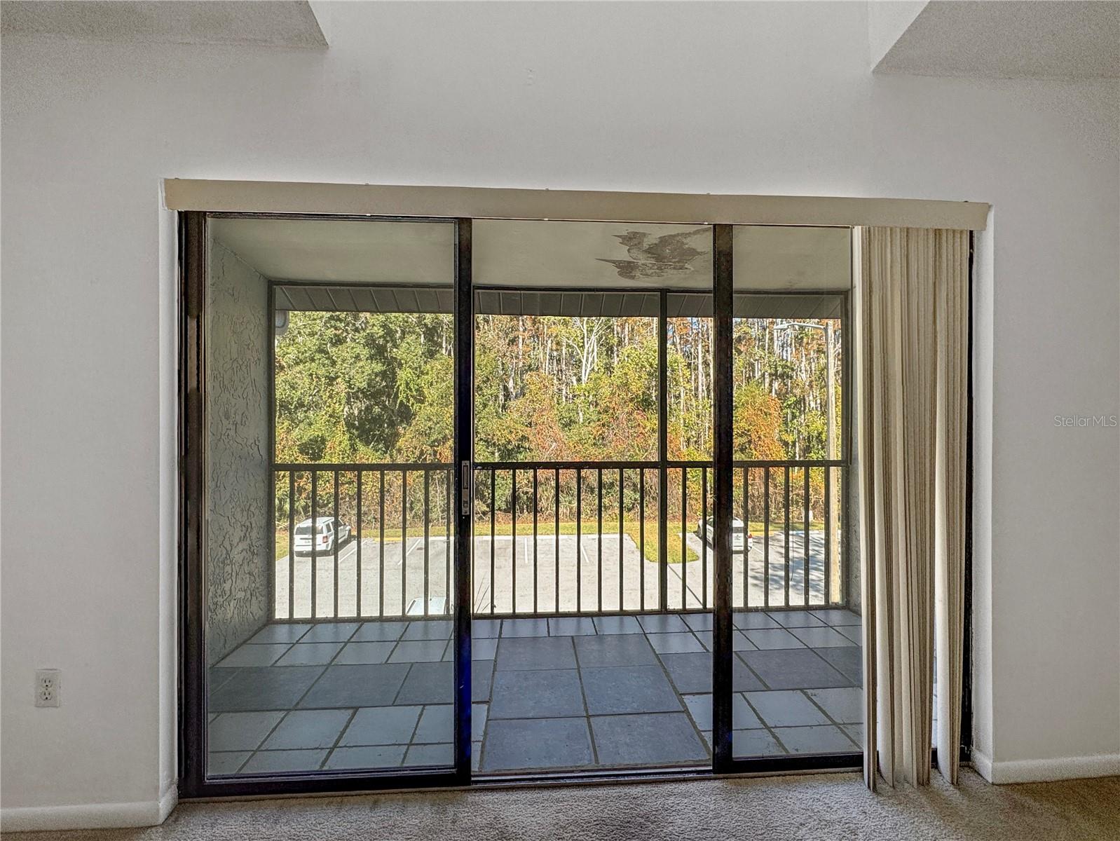 Image 7 of 26 For 1372 Pine Ridge Circle E H3