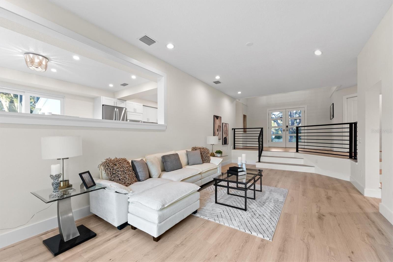 Image 12 of 77 For 9871 Lakeview Drive