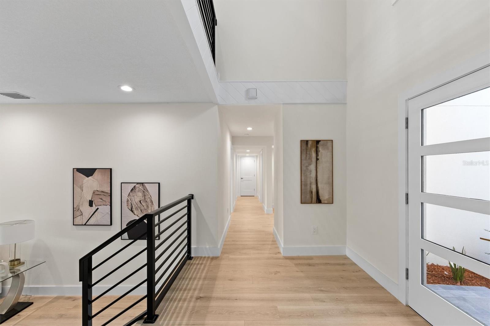 Image 25 of 77 For 9871 Lakeview Drive