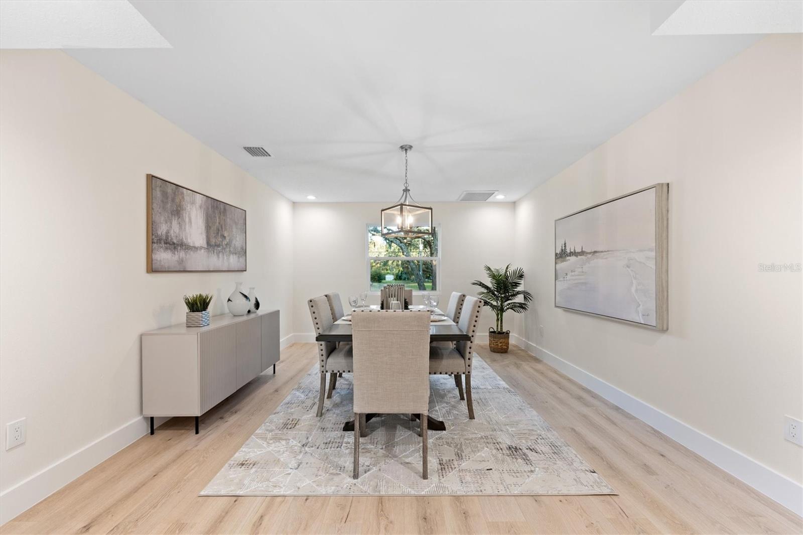 Image 26 of 77 For 9871 Lakeview Drive