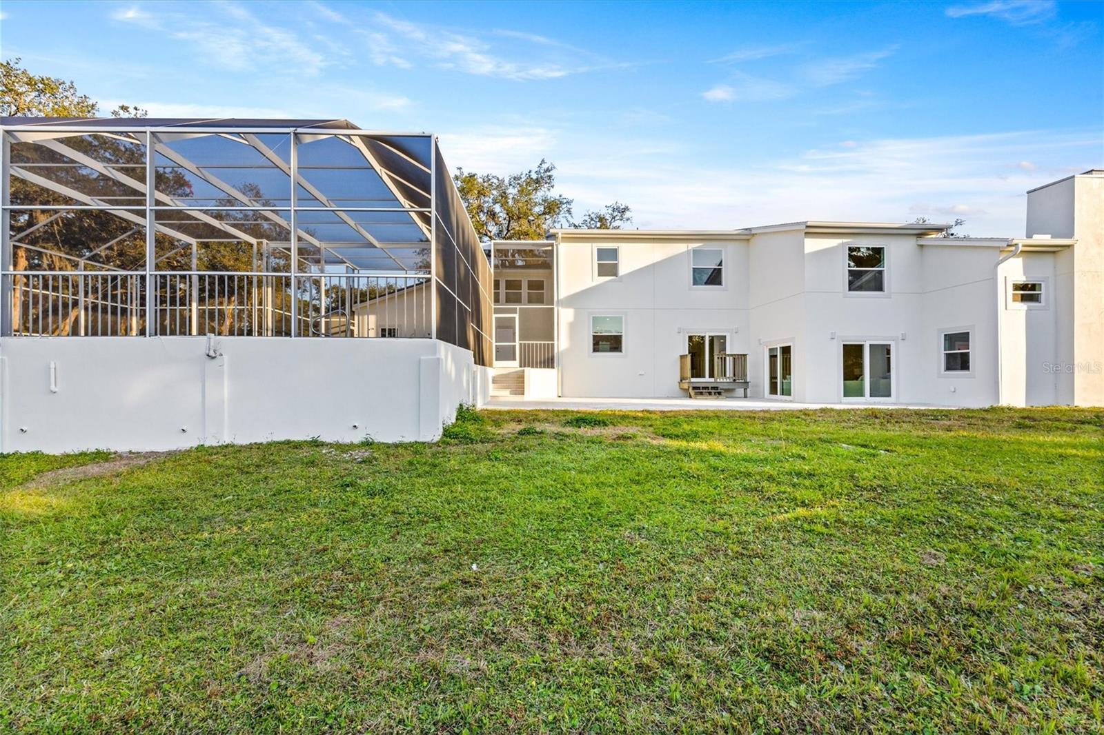 Image 58 of 77 For 9871 Lakeview Drive