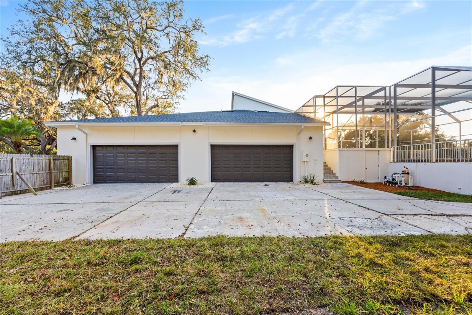 Image 6 of 77 For 9871 Lakeview Drive