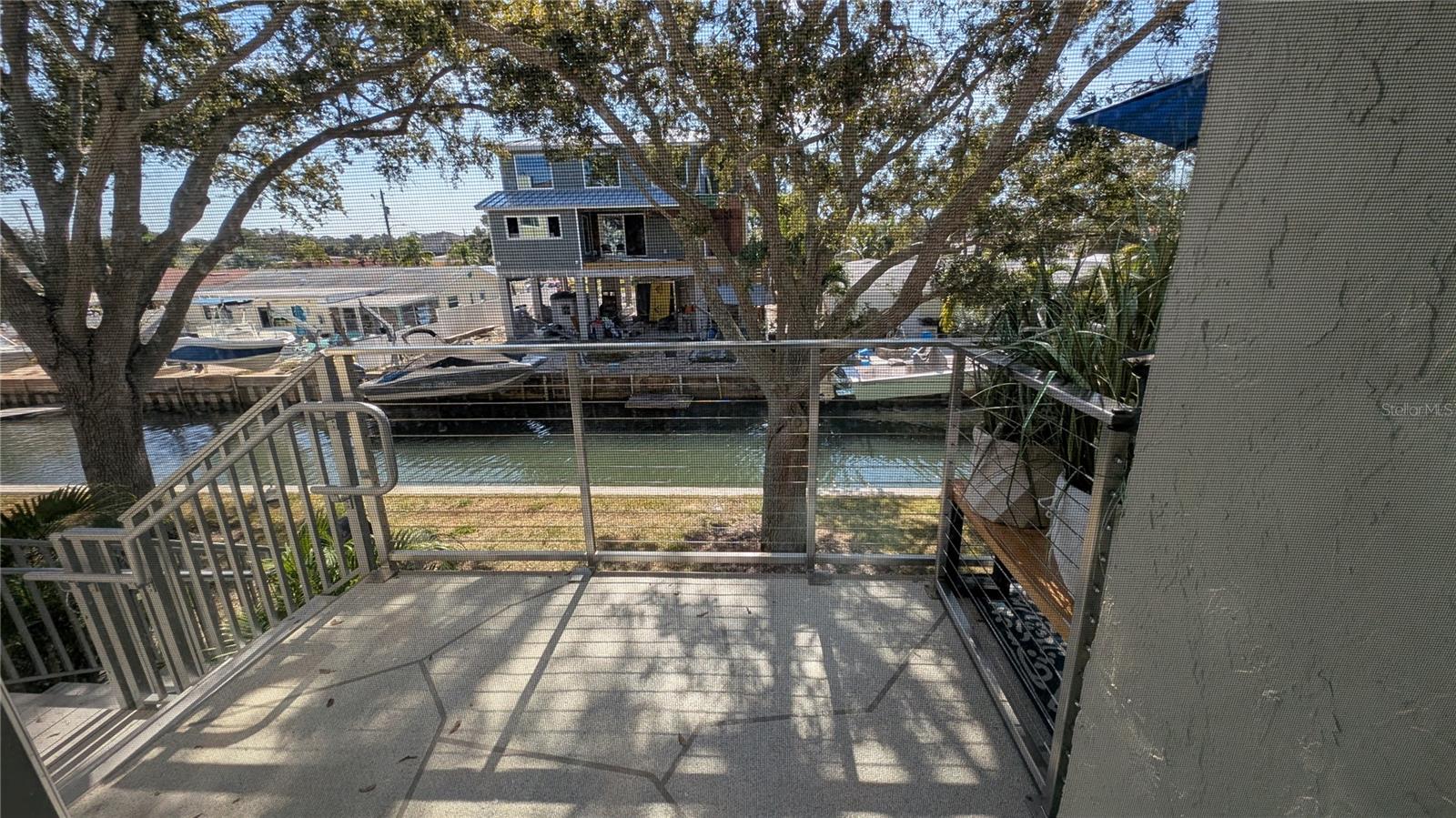 Image 10 of 19 For 433 Paula Drive 21