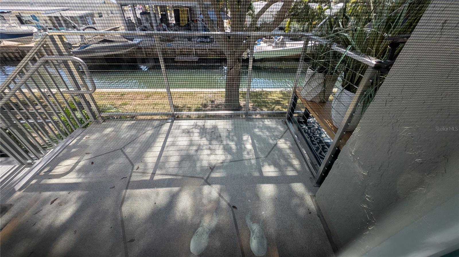 Image 11 of 19 For 433 Paula Drive 21