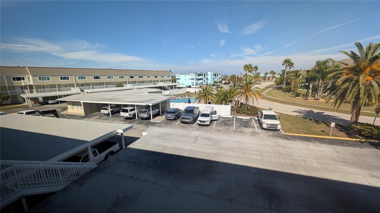 Image 18 of 19 For 433 Paula Drive 21