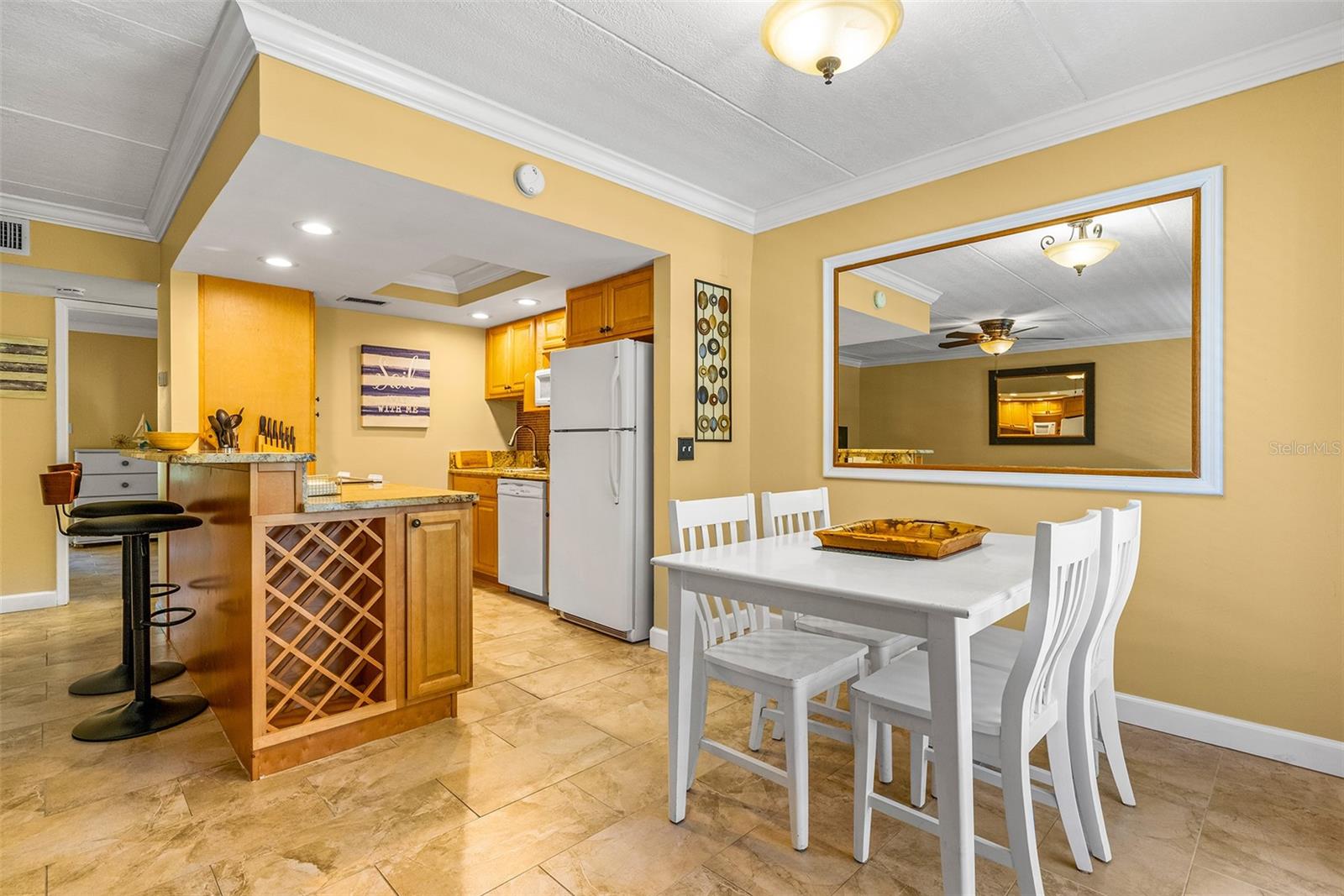 Image 15 of 29 For 8911 Blind Pass Road 223