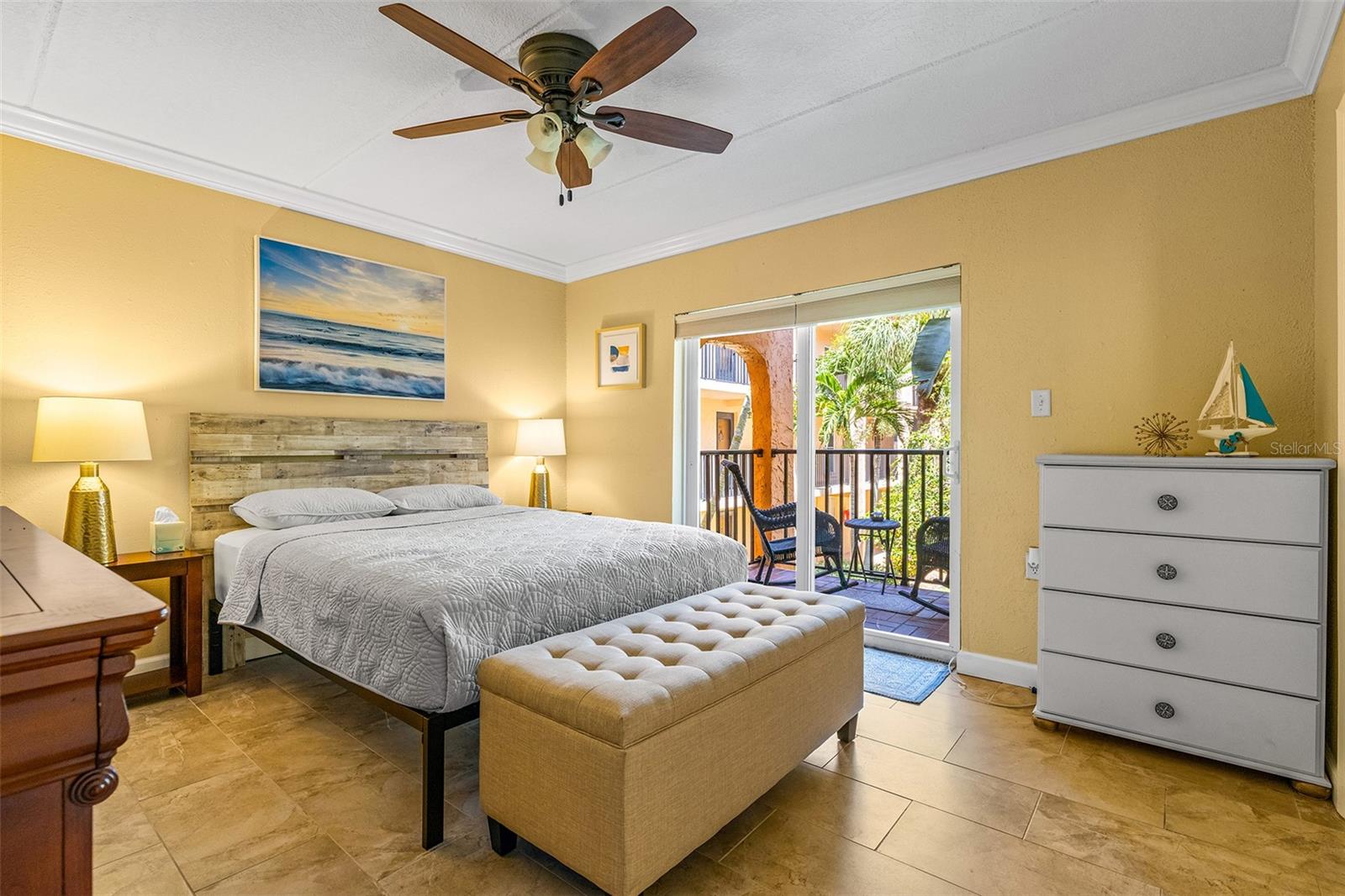 Image 17 of 29 For 8911 Blind Pass Road 223