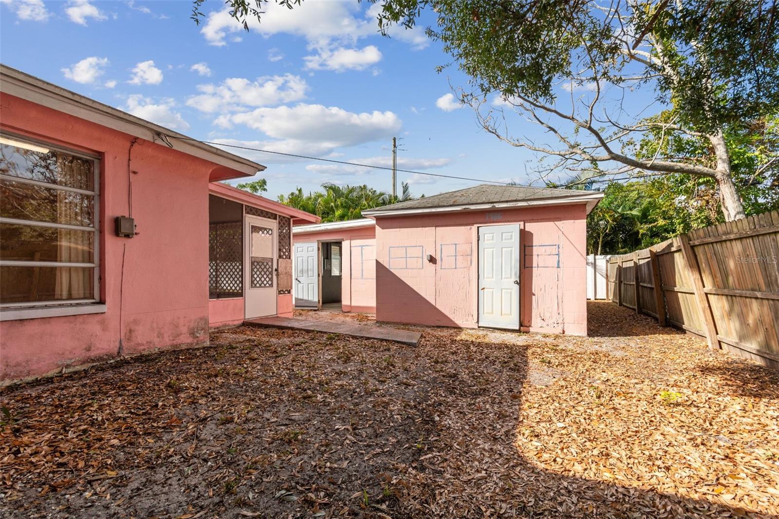 Image 10 of 21 For 3440 17th Street N